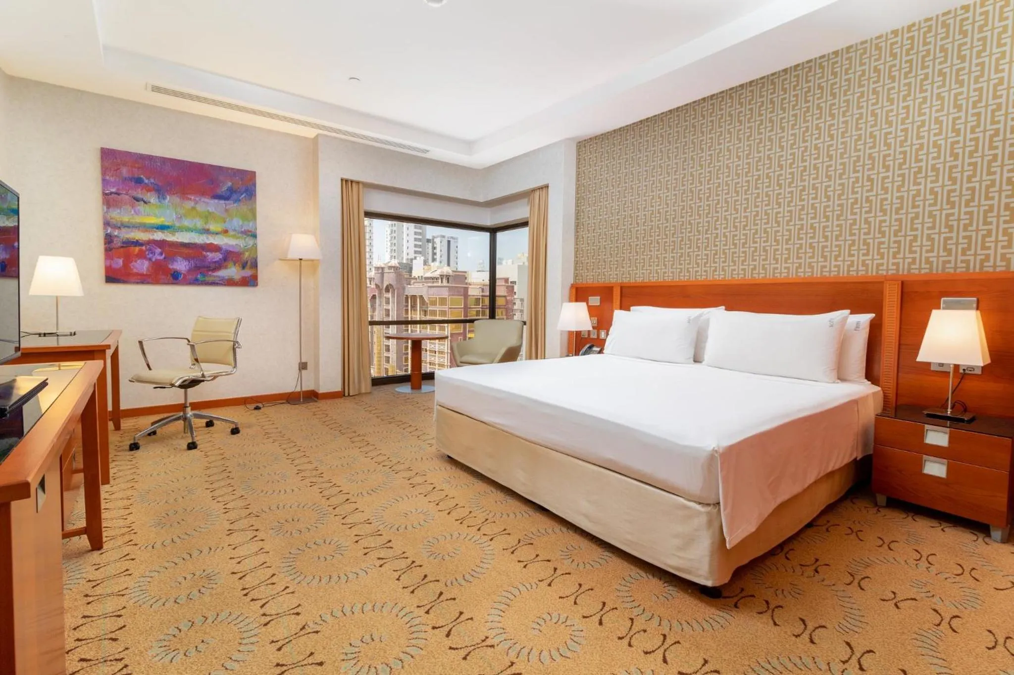 Photo of the whole room, Bed in Holiday Inn - Suites Kuwait Salmiya by IHG