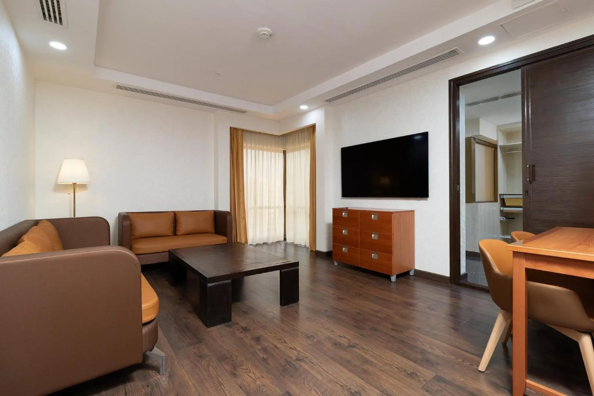 Photo of the whole room in Holiday Inn - Suites Kuwait Salmiya by IHG