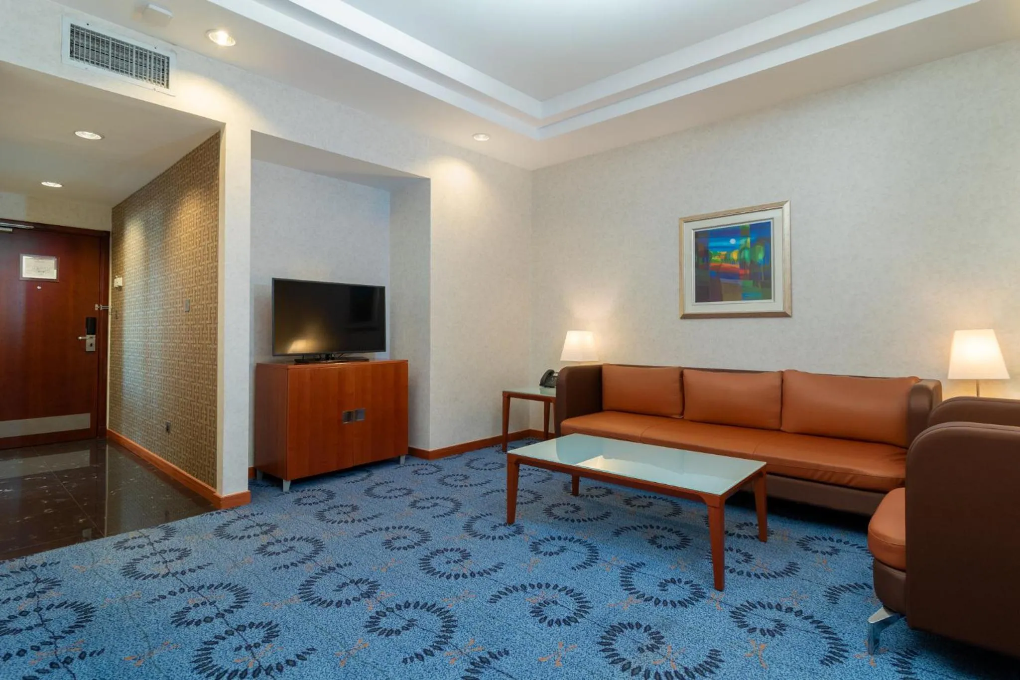 Photo of the whole room in Holiday Inn - Suites Kuwait Salmiya by IHG