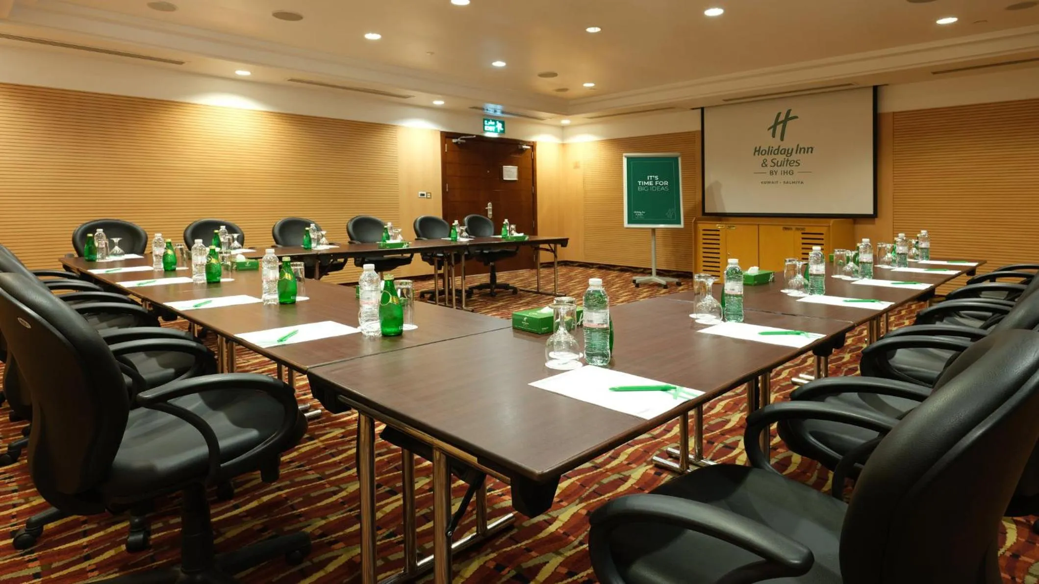 Meeting/conference room in Holiday Inn - Suites Kuwait Salmiya by IHG