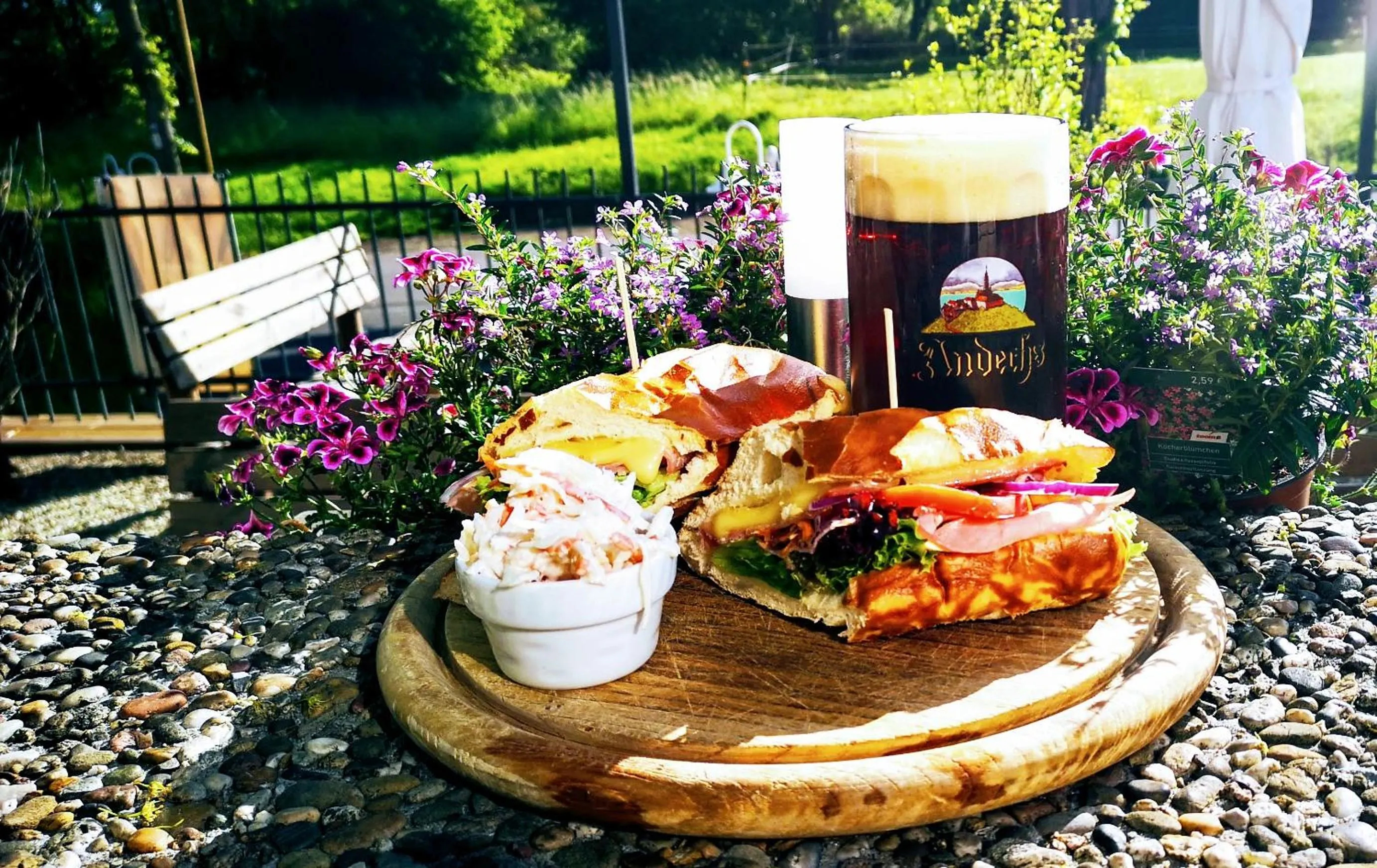 Food and drinks in Hotel Restaurant Molitor