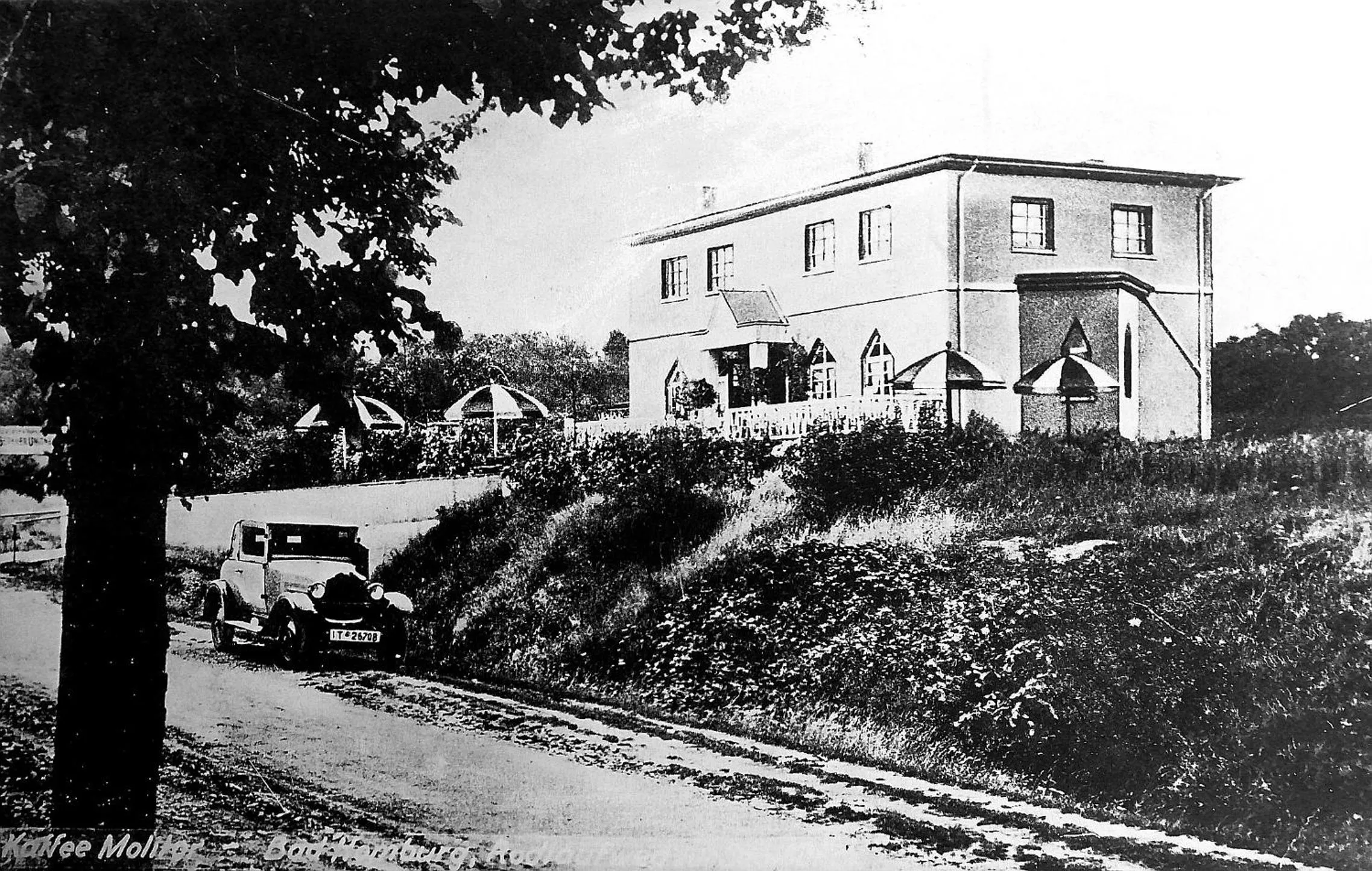 Property building in Hotel Restaurant Molitor