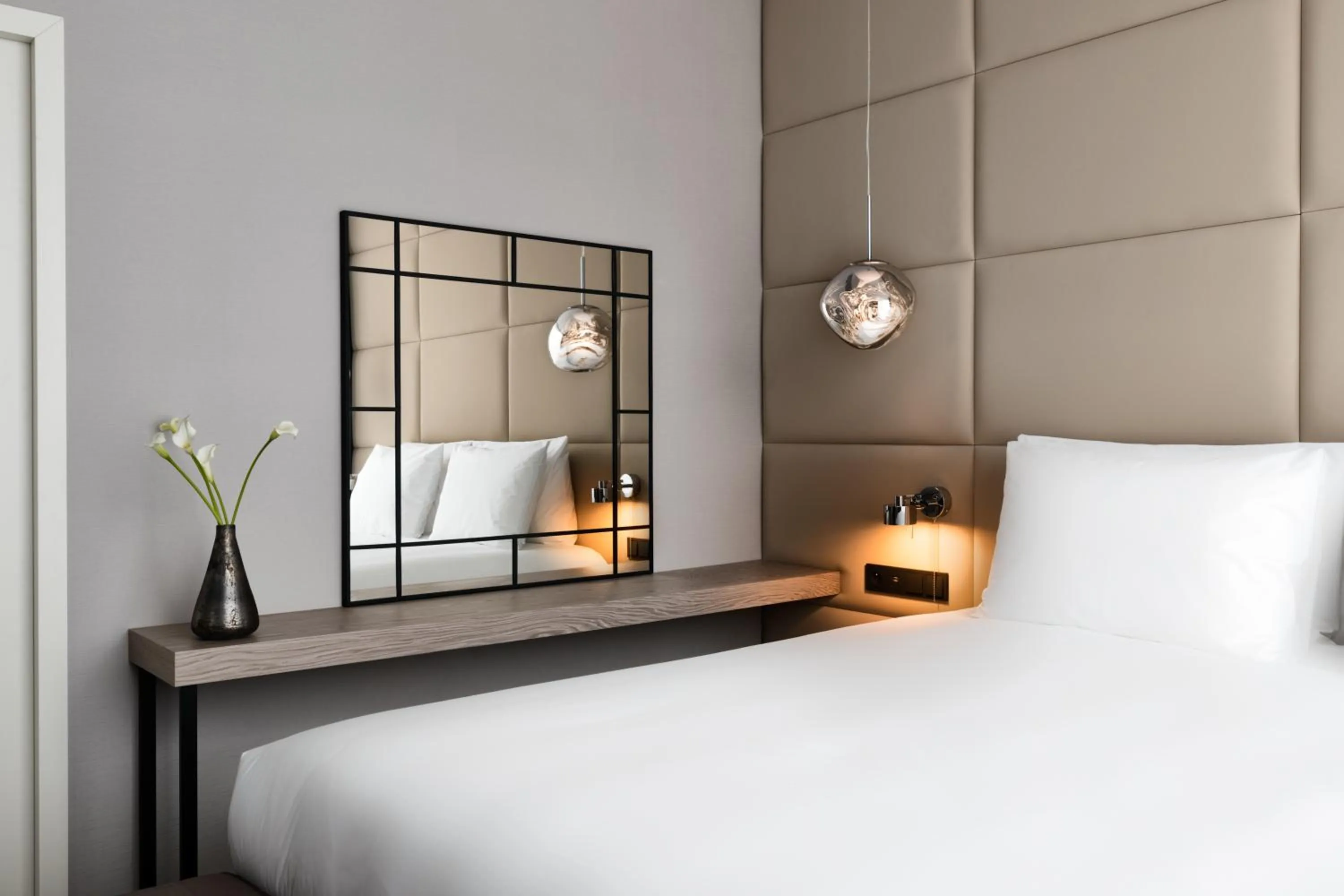 Bedroom, Bed in Crowne Plaza - Warsaw - The HUB by IHG