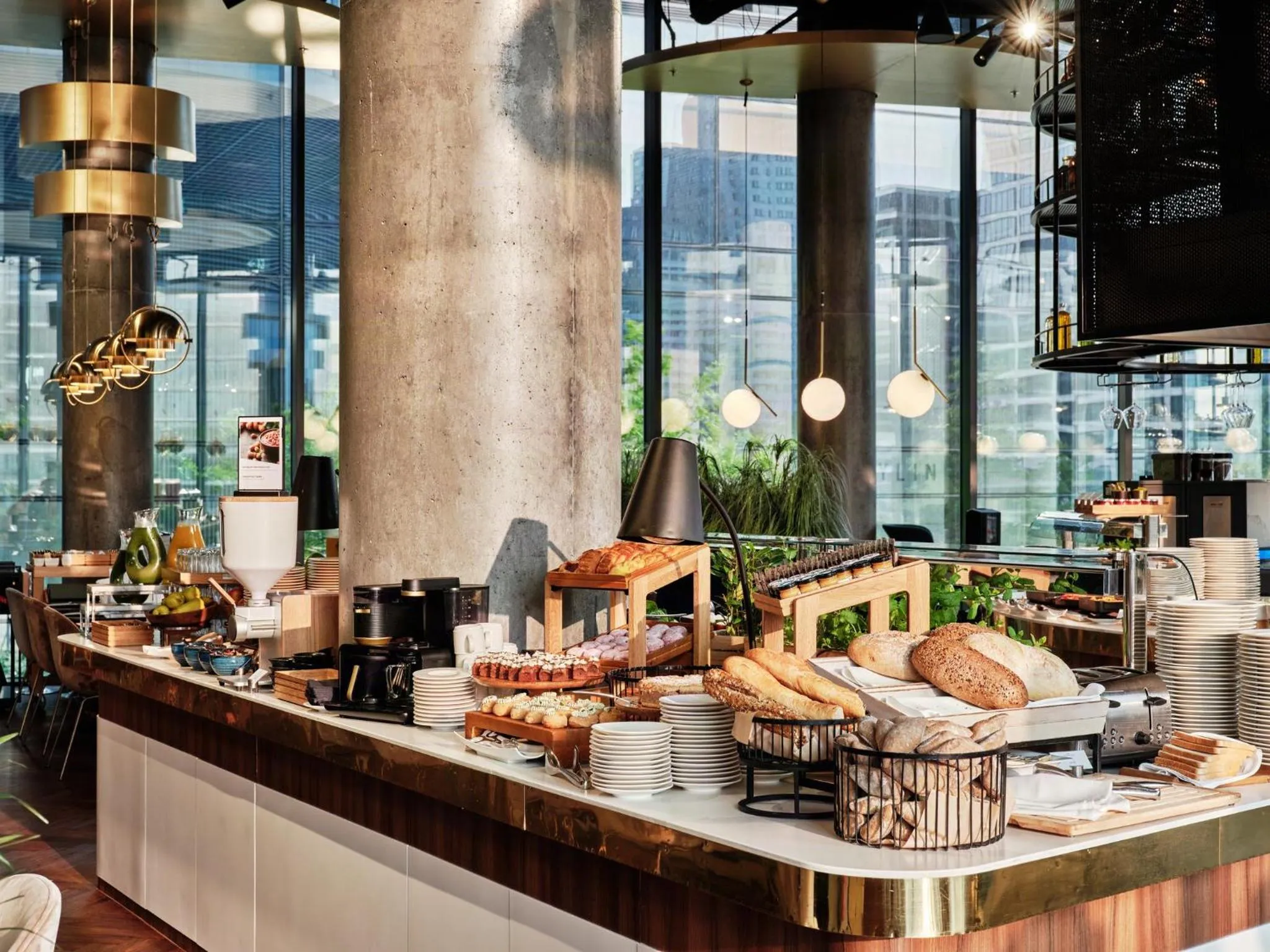 Breakfast in Crowne Plaza - Warsaw - The HUB by IHG