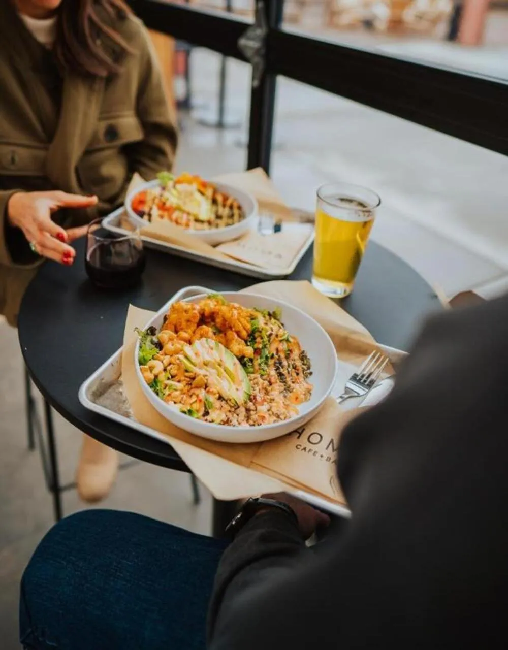 Restaurant/places to eat in Kinship Landing