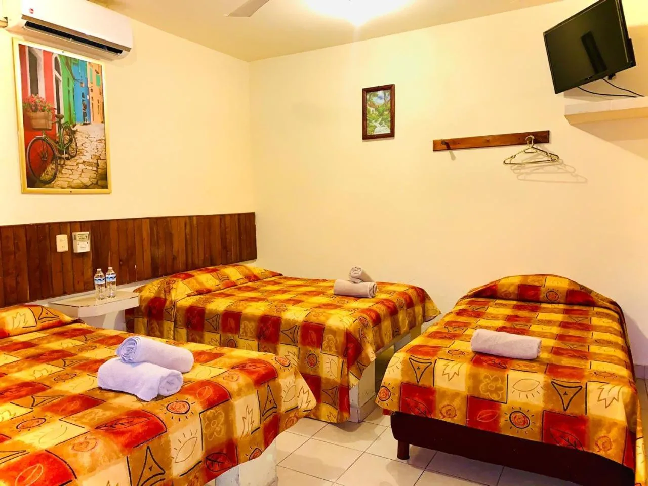 Bed in Hotel Sociedad y Maristas