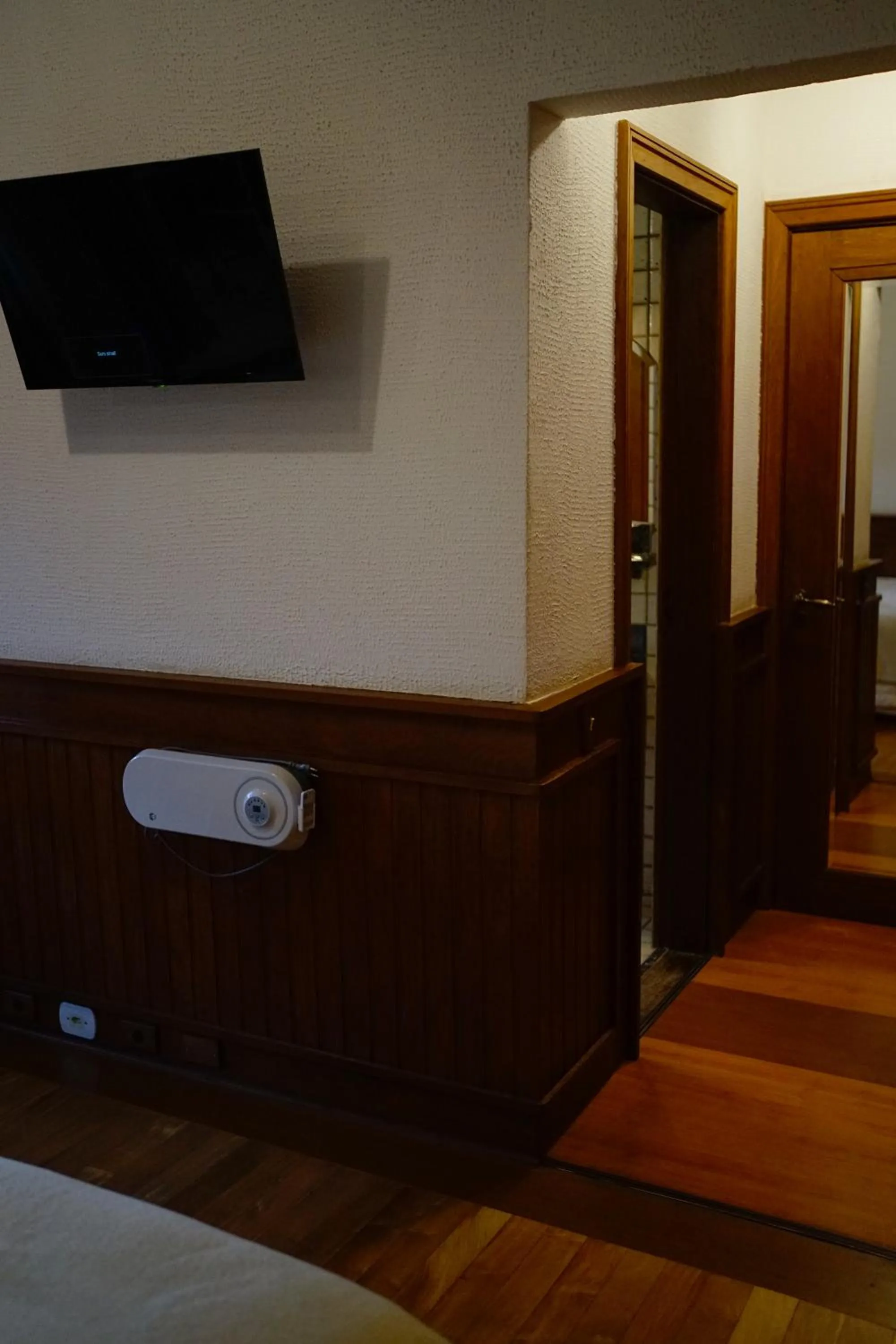 TV and multimedia in Campos Hotel do Sol