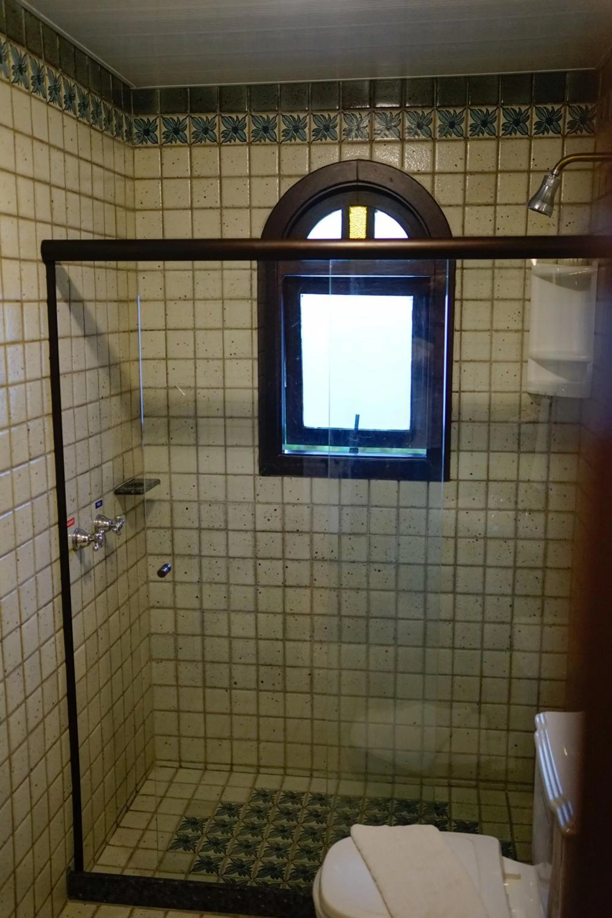 Shower in Campos Hotel do Sol