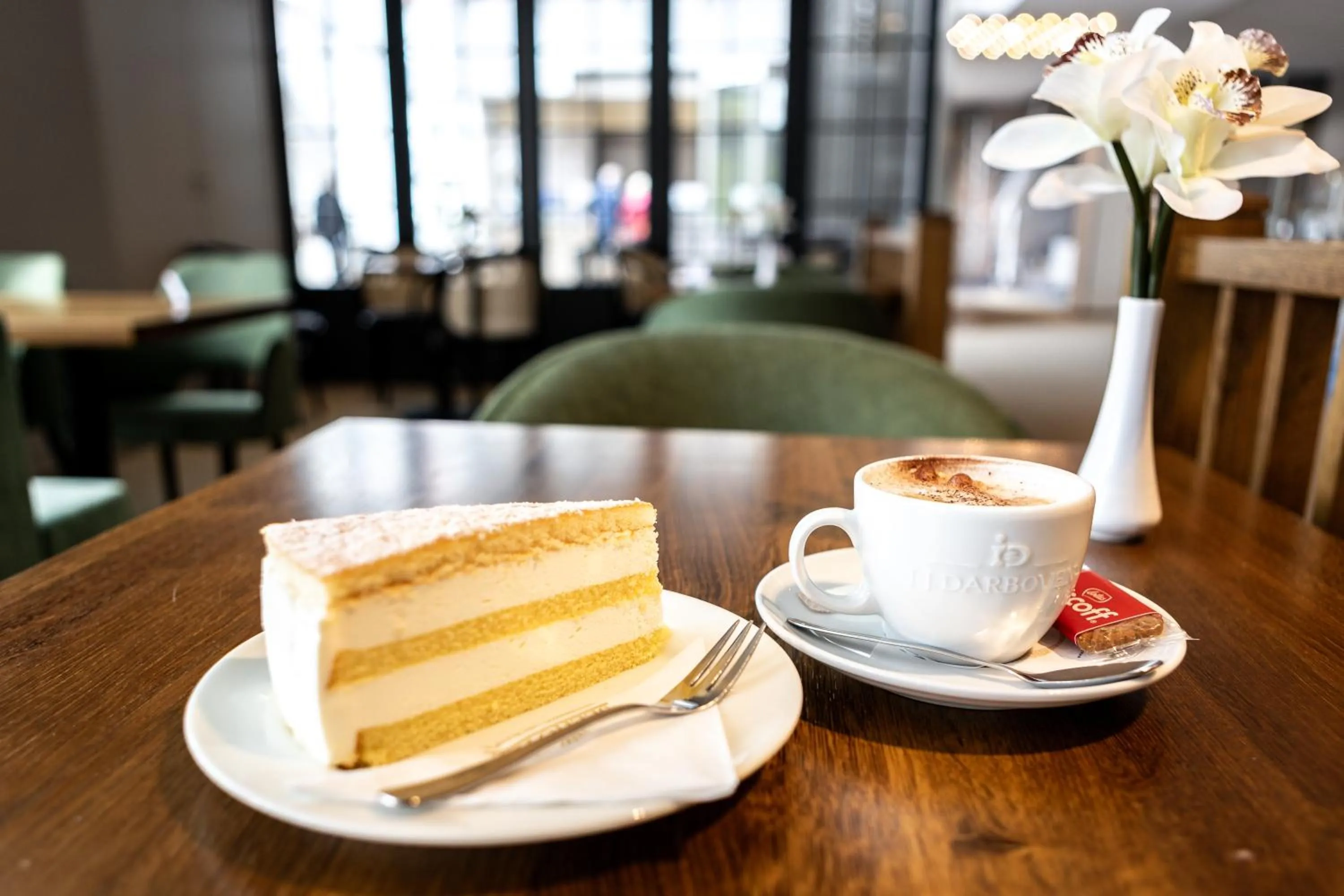 Restaurant/places to eat in Seehotel Grossherzog von Mecklenburg