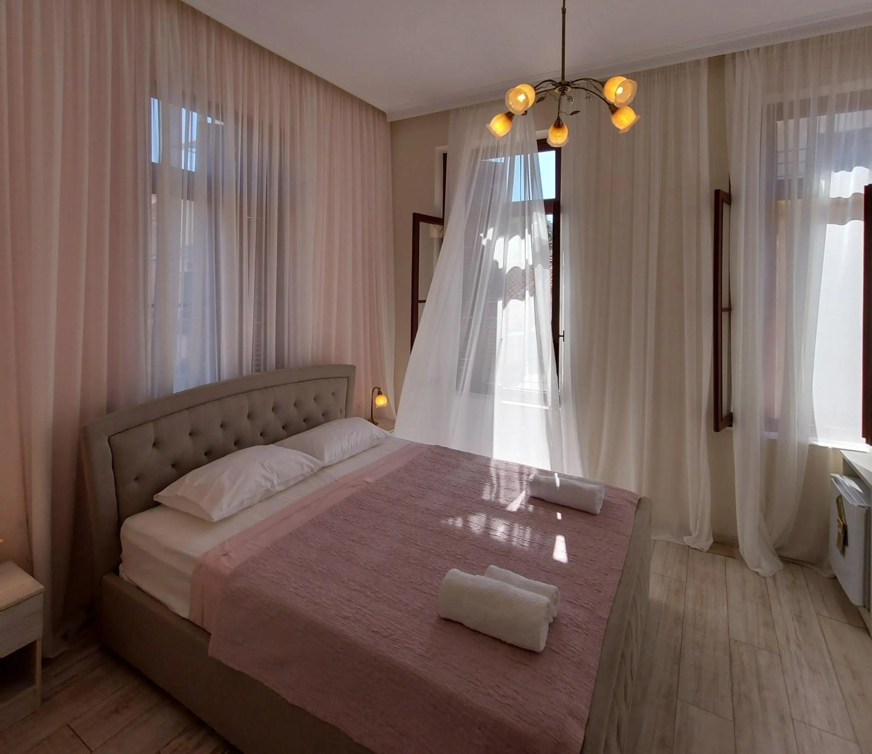 Bed in Theasis Athens