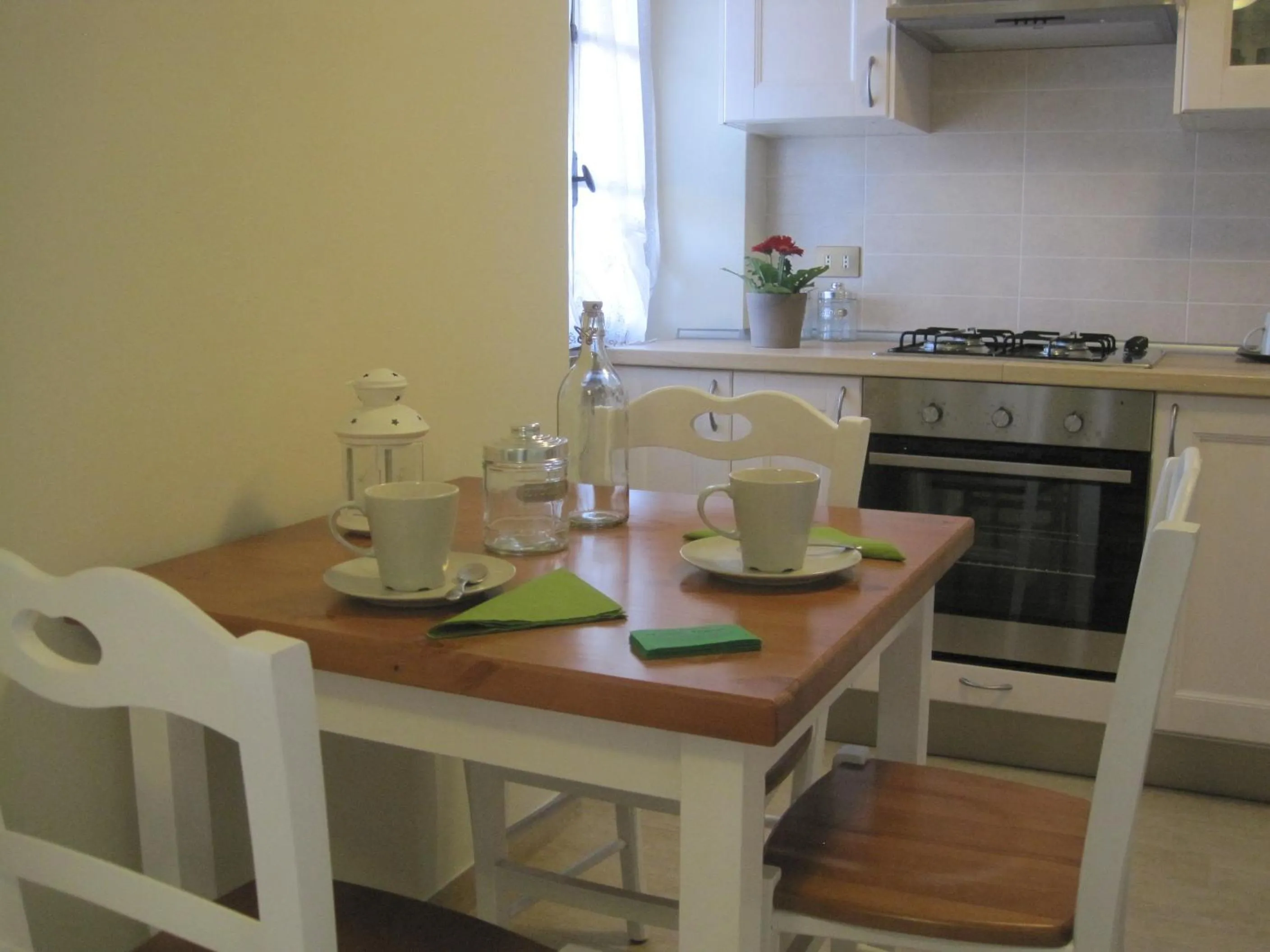 Communal kitchen in Bed & Breakfast Castello Regina