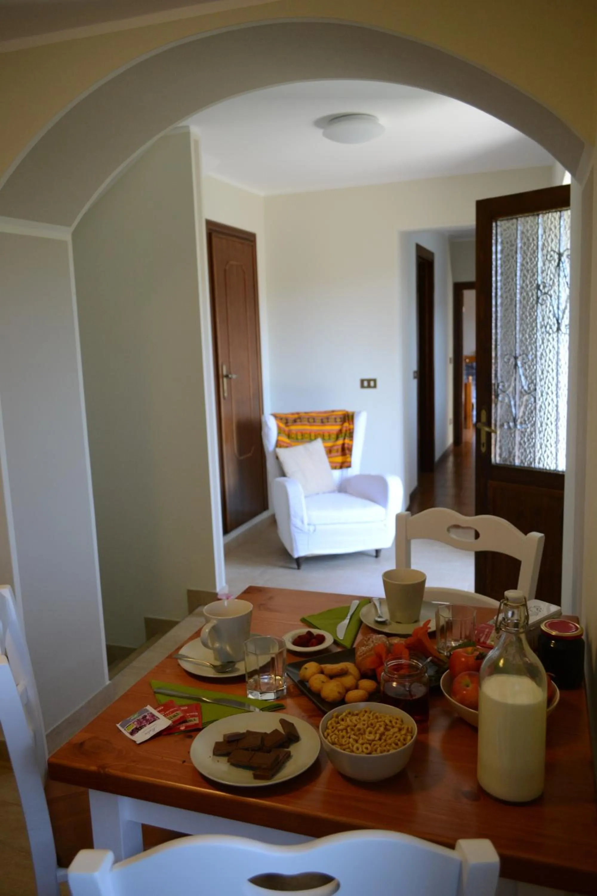 Italian breakfast in Bed & Breakfast Castello Regina