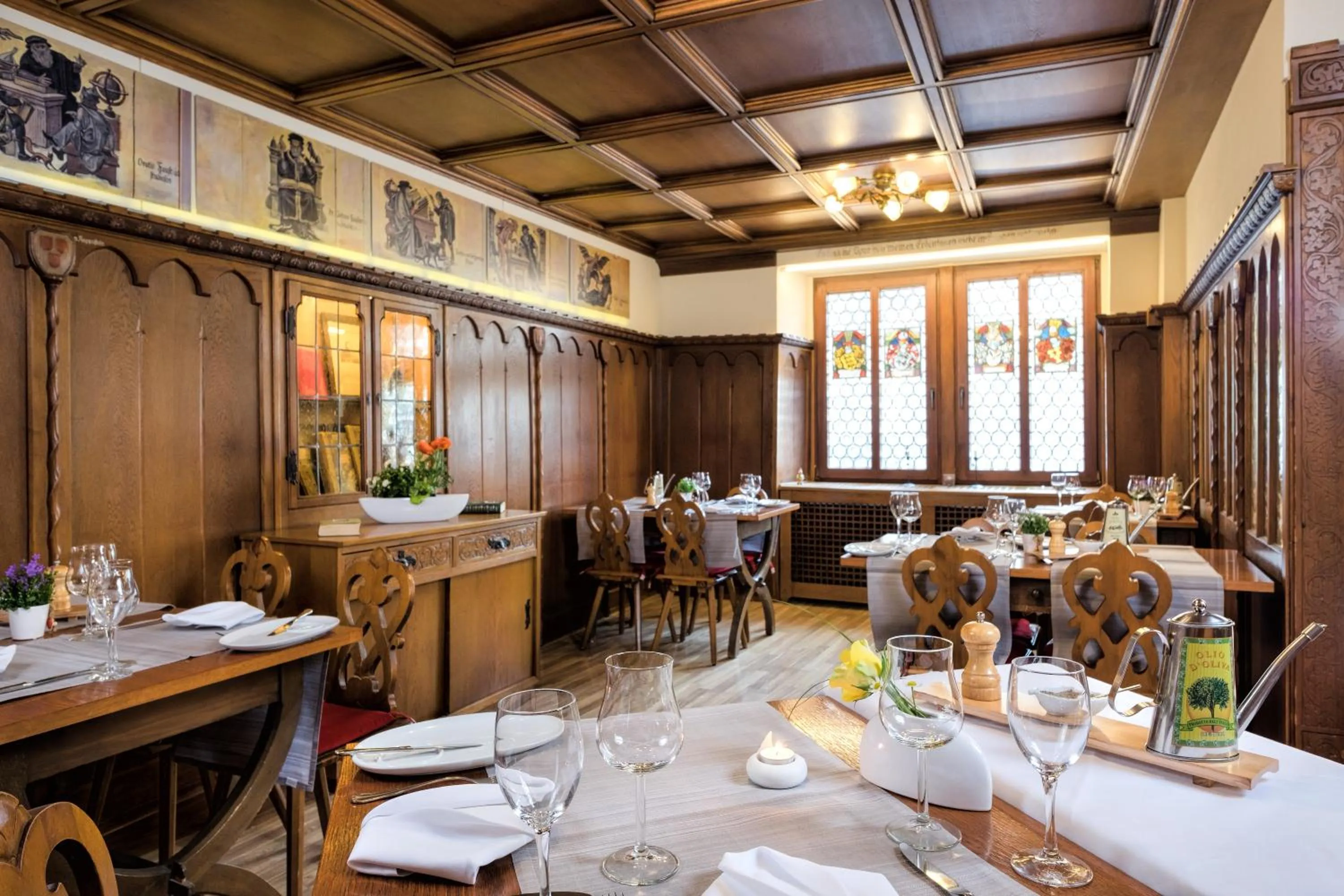 Restaurant/places to eat in Hotel der Löwen in Staufen