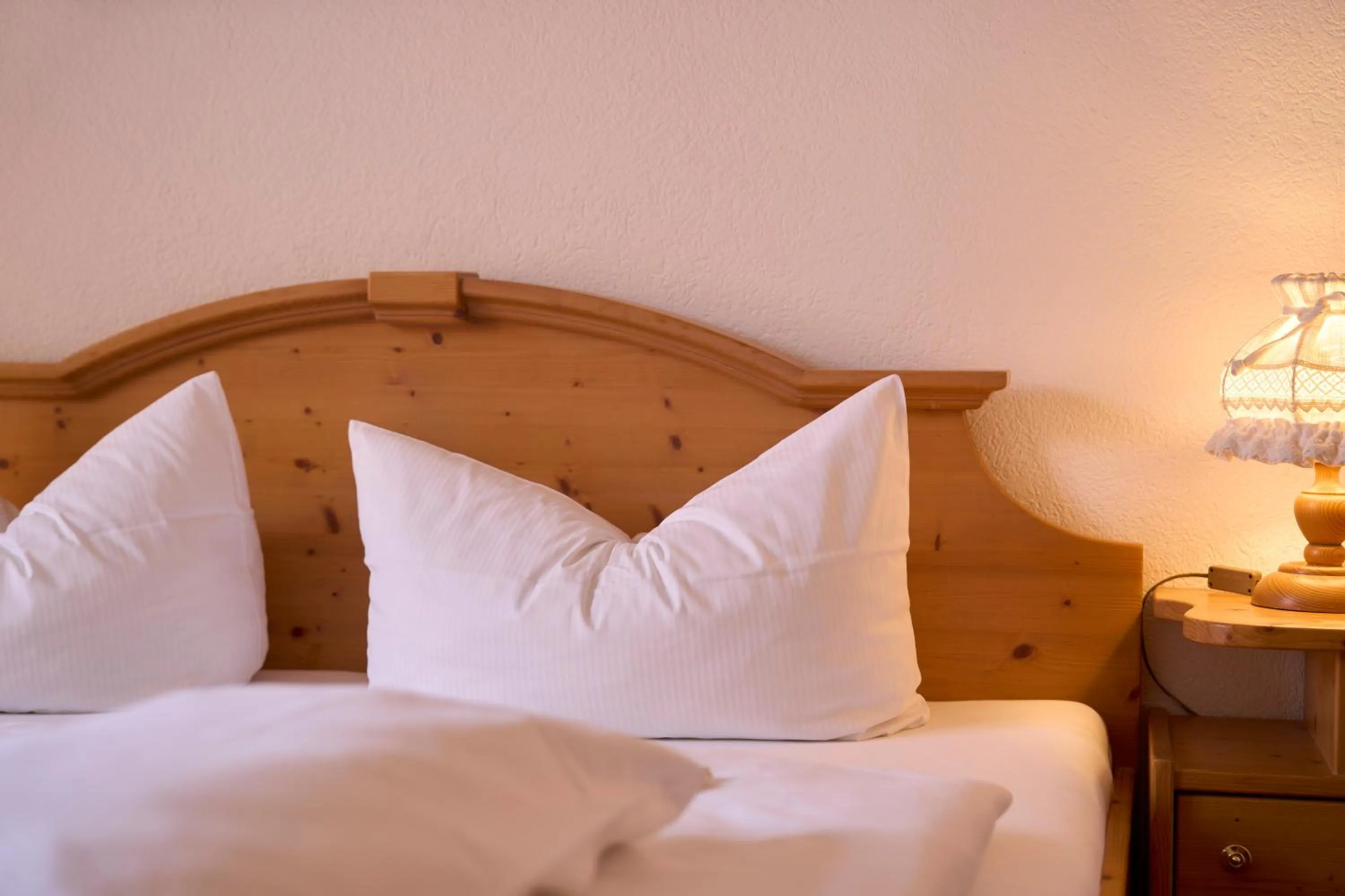 Bed in Hotel der Löwen in Staufen