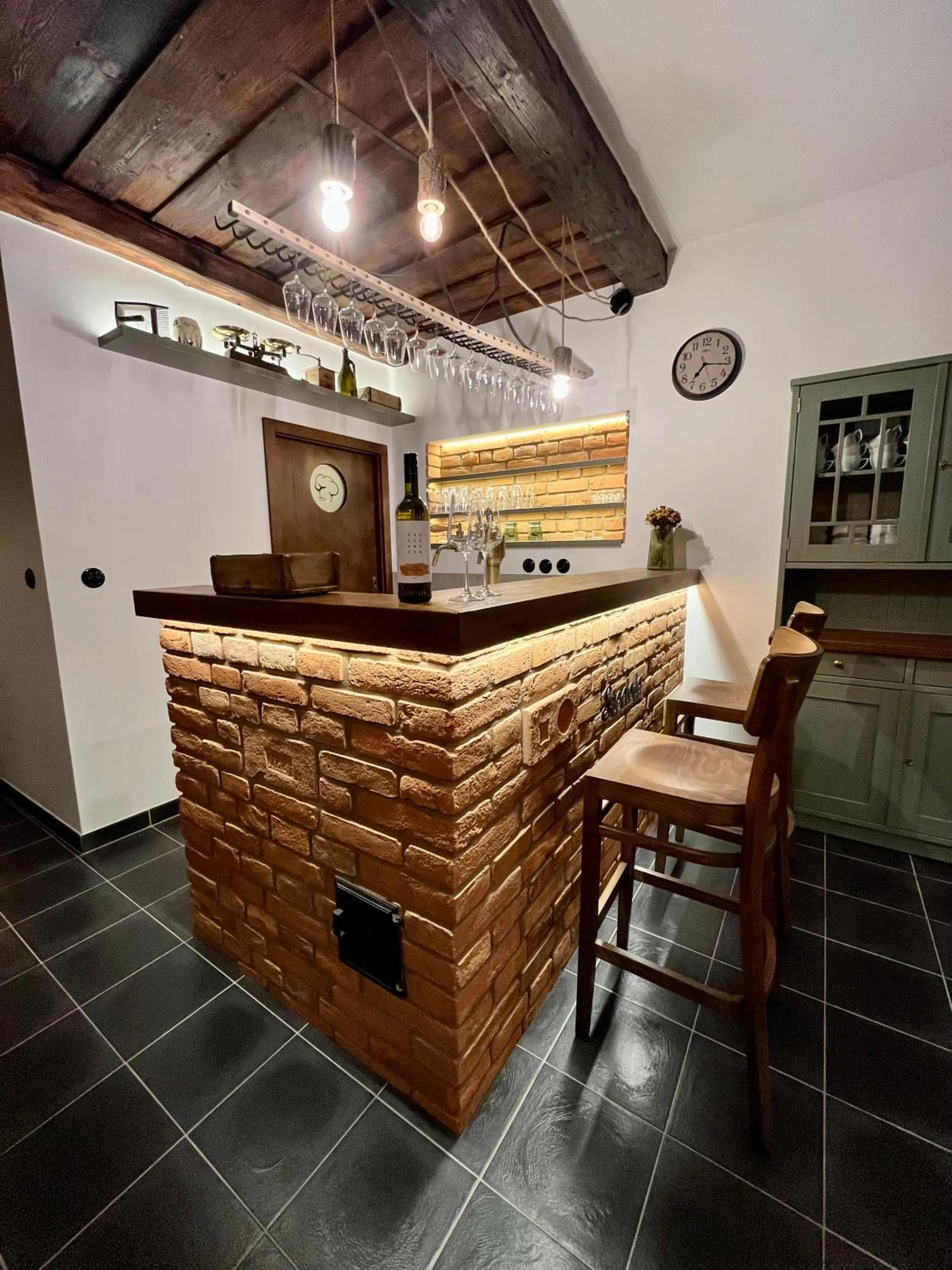 Communal lounge/ TV room in Penzion Stodola