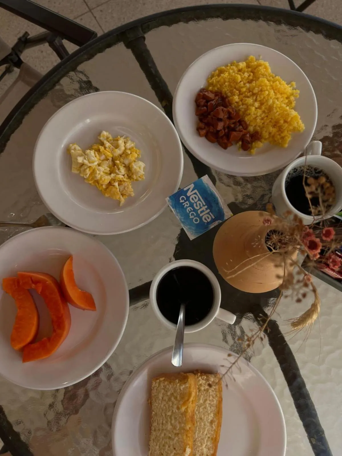 Breakfast in Pousada Maré do Francês