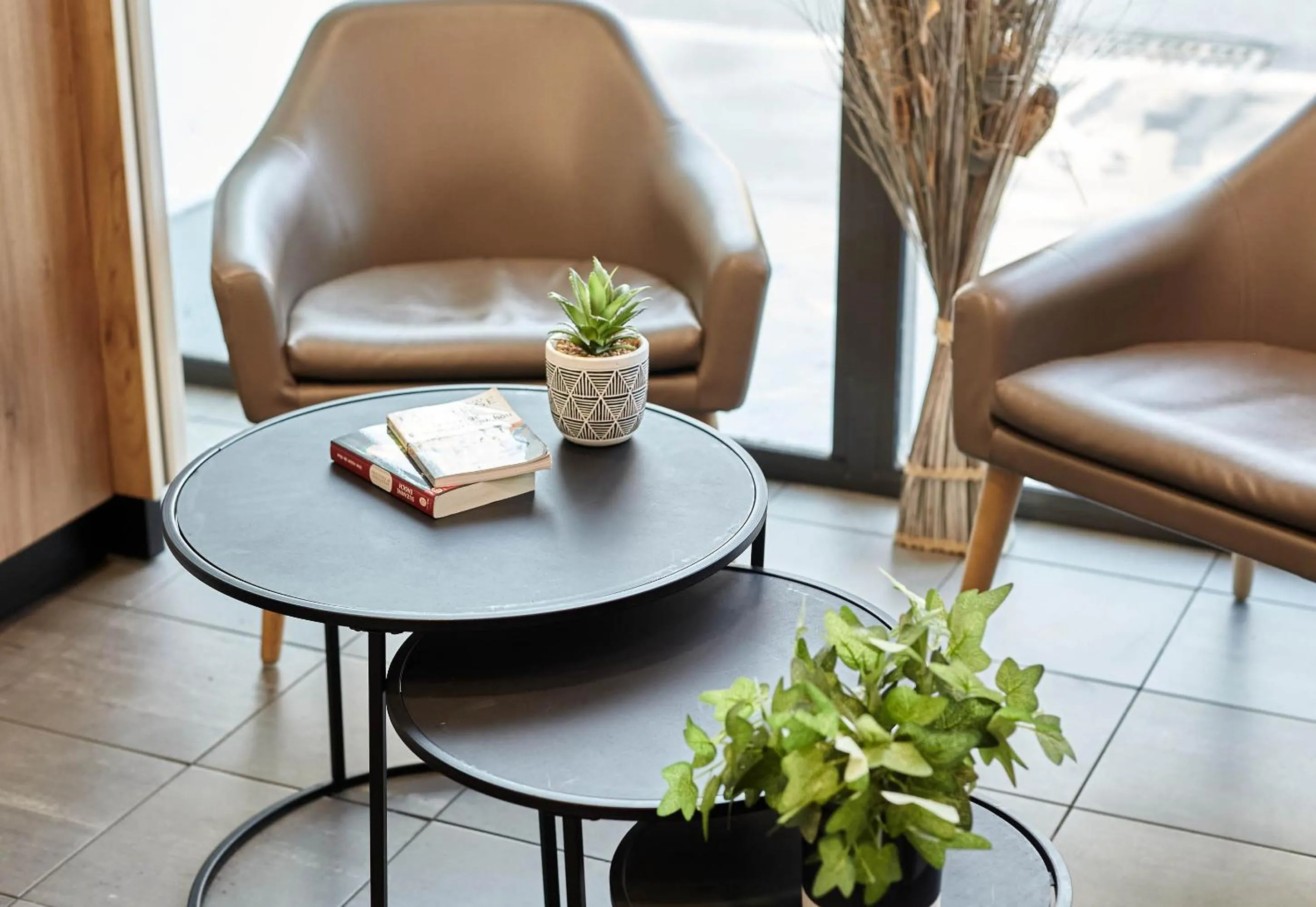 Seating area in B&B HOTEL Paris Saint-Denis Pleyel