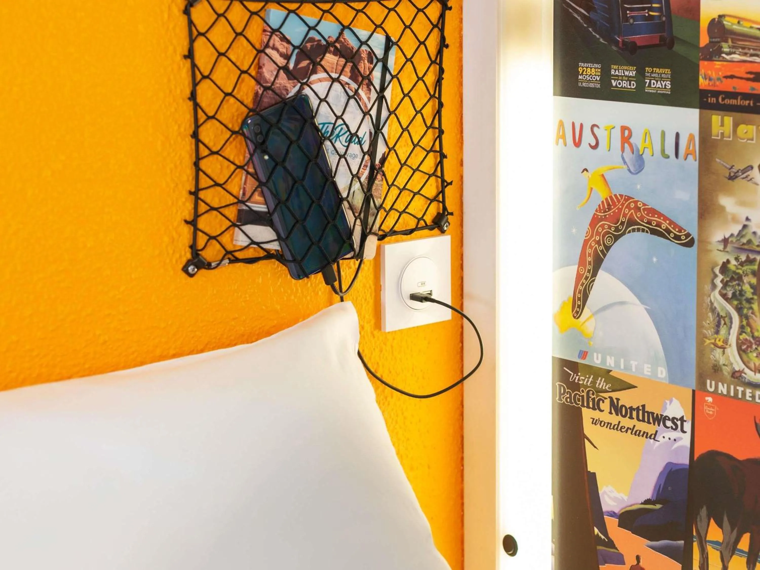 Bedroom in hotelF1 Paris Gennevilliers, 4 Rue Georges Corète 92230 Gennevilliers