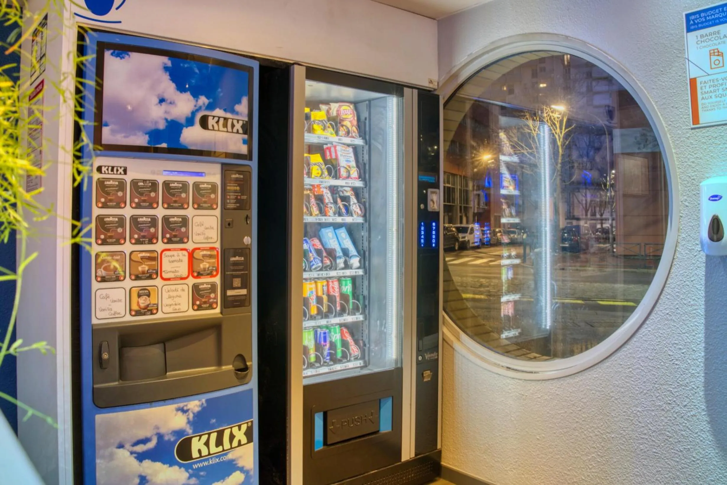 Lobby or reception in ibis Budget Gennevilliers Asnières - Rénové en 2025