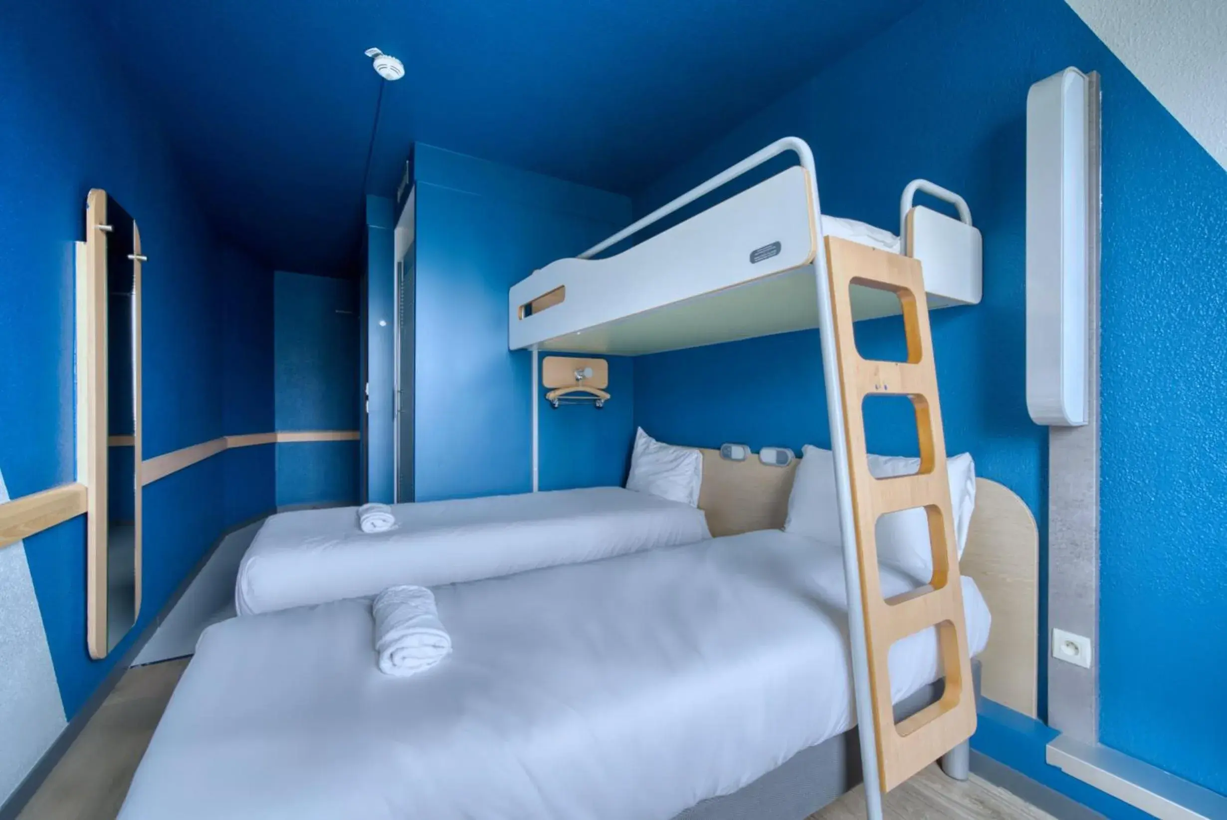 Standard Twin Room in ibis Budget Gennevilliers Asnières - Rénové en 2025 Standard Twin Room in ibis Budget Gennevilliers Asnières - Rénové en 2025