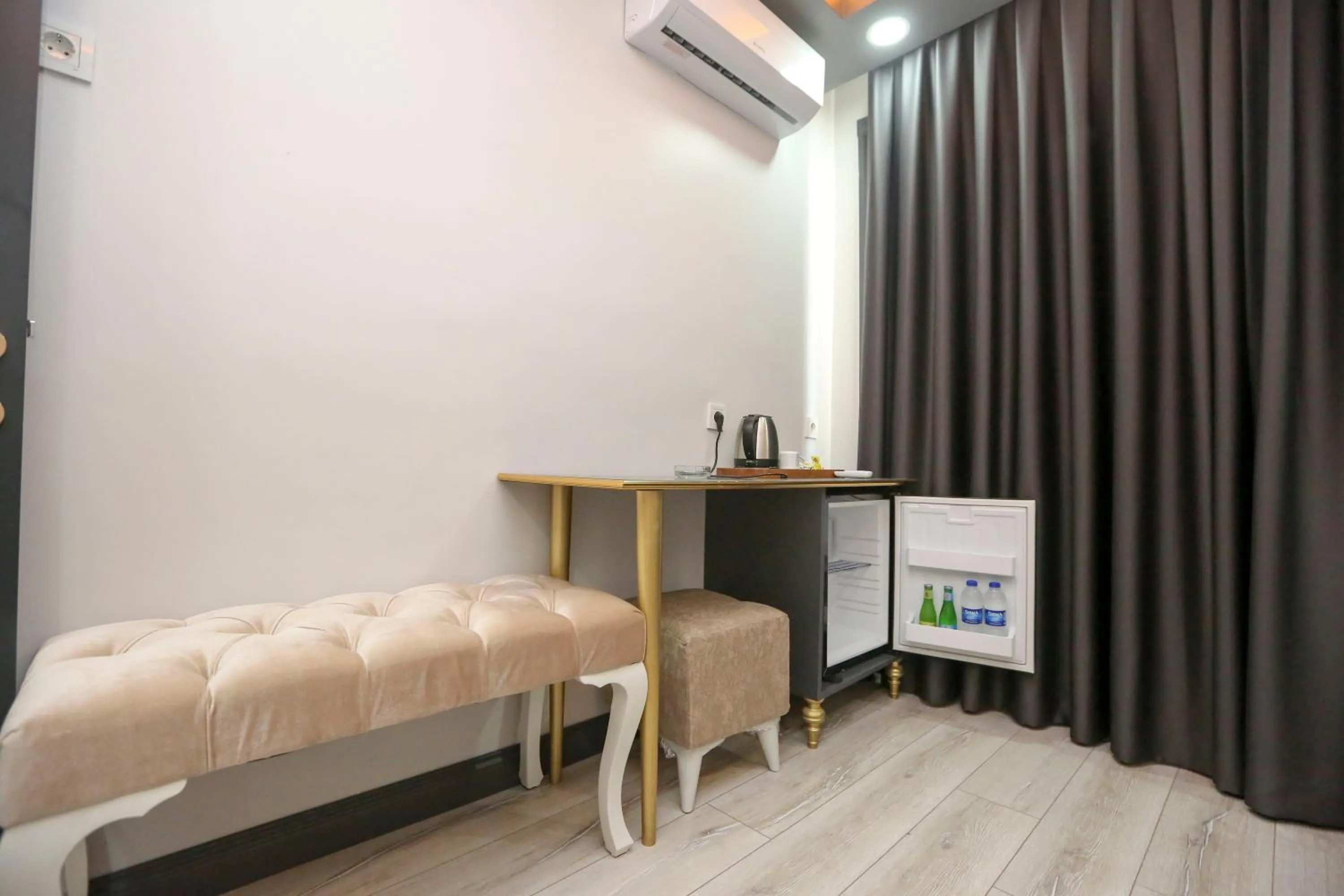 DNZ TAXIM FERİDİYE HoTEL