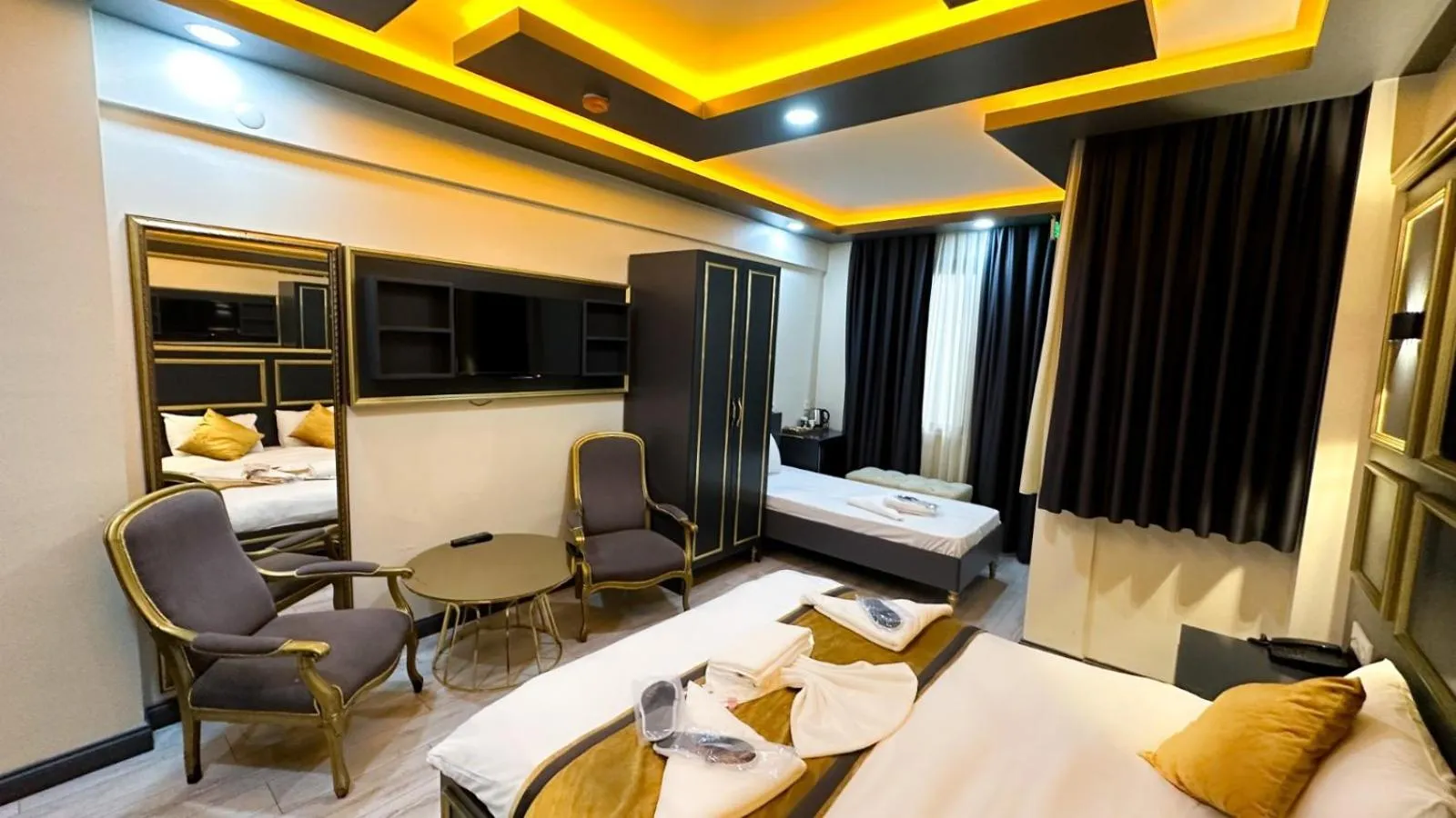 DNZ TAXIM FERİDİYE HoTEL