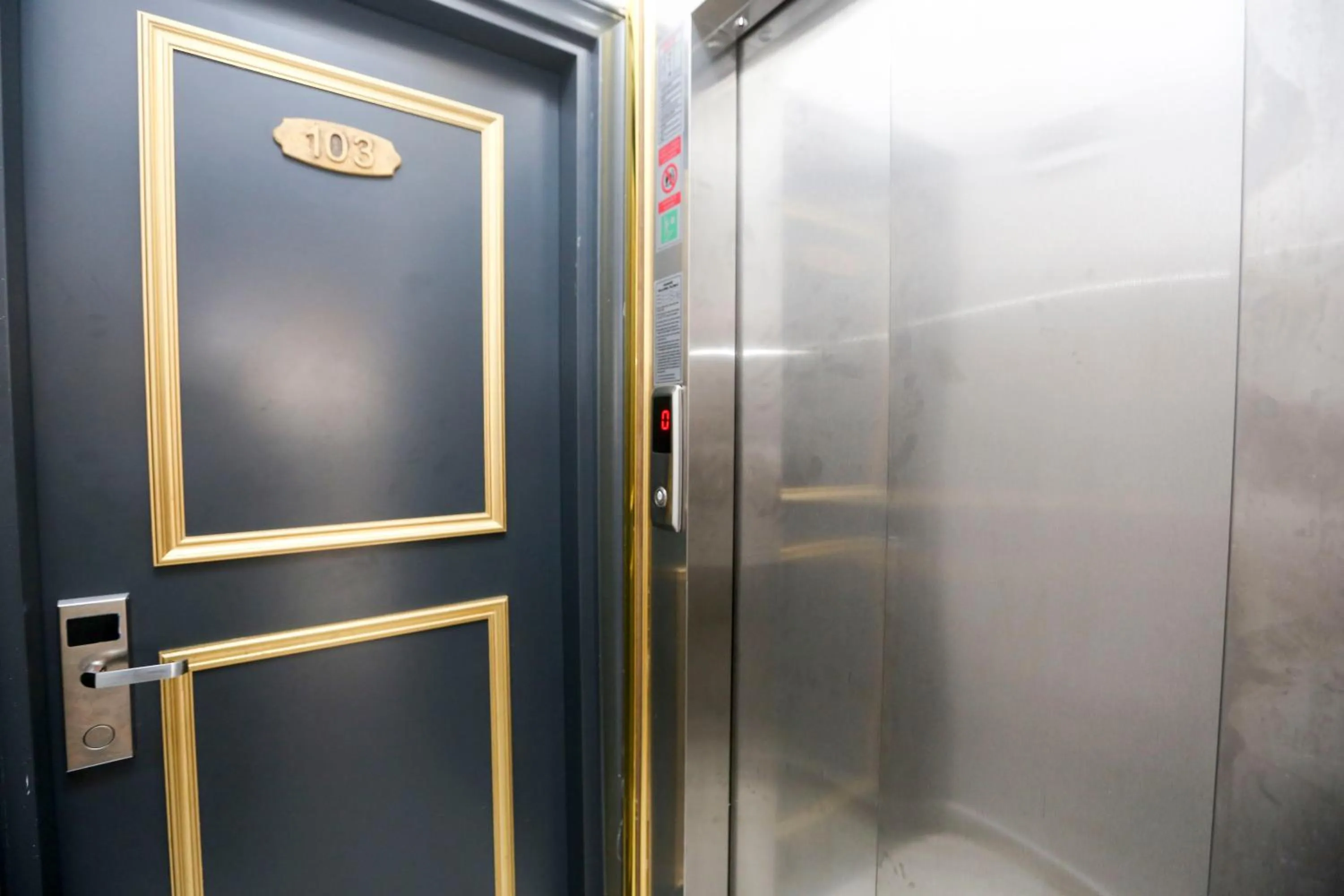 DNZ TAXIM FERİDİYE HoTEL