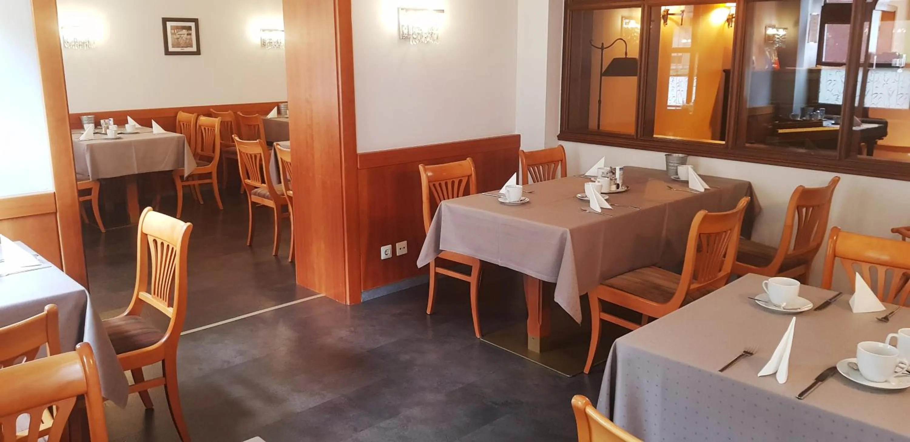 Breakfast in Hotel Baeren