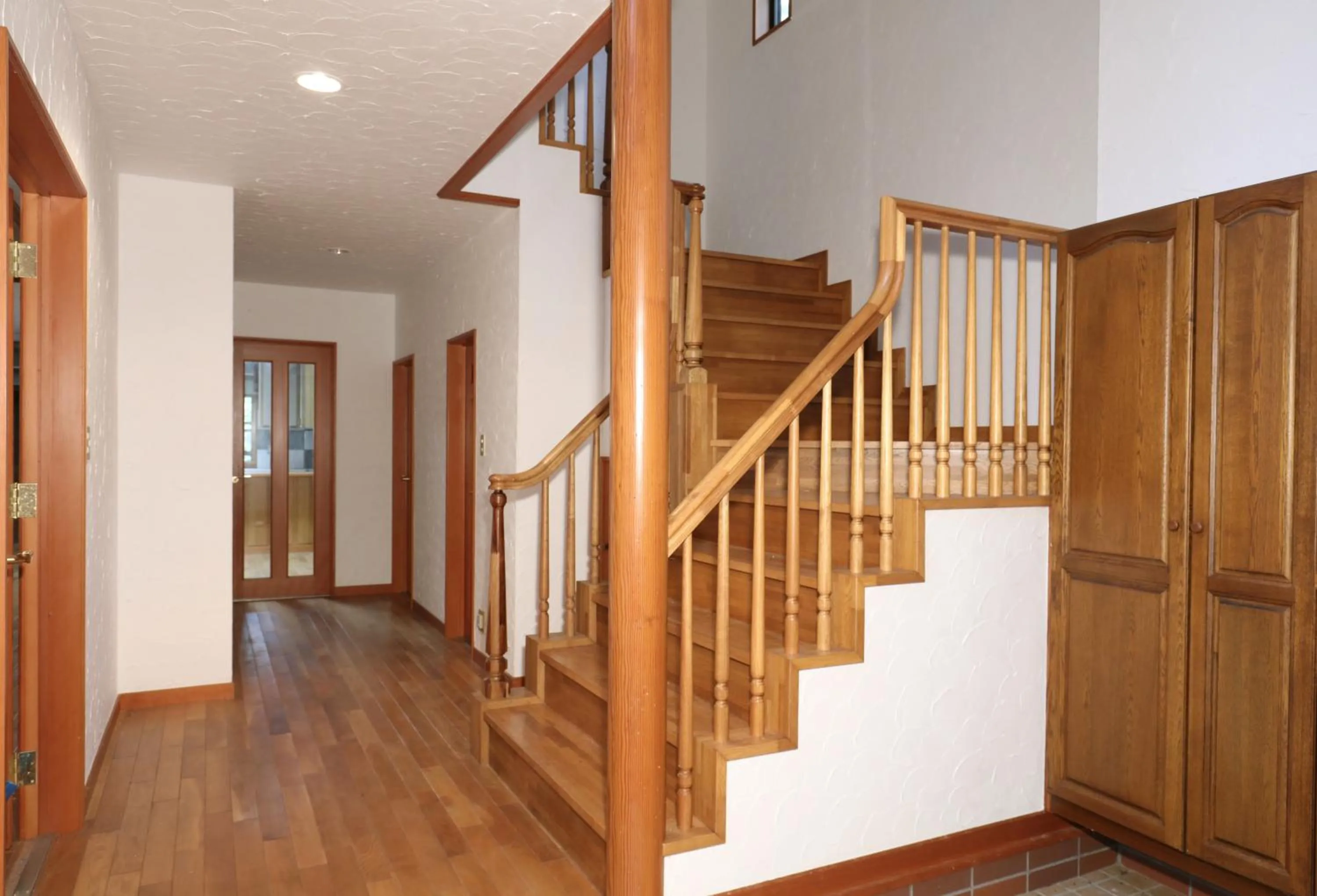 Area and facilities in MOON GLOW