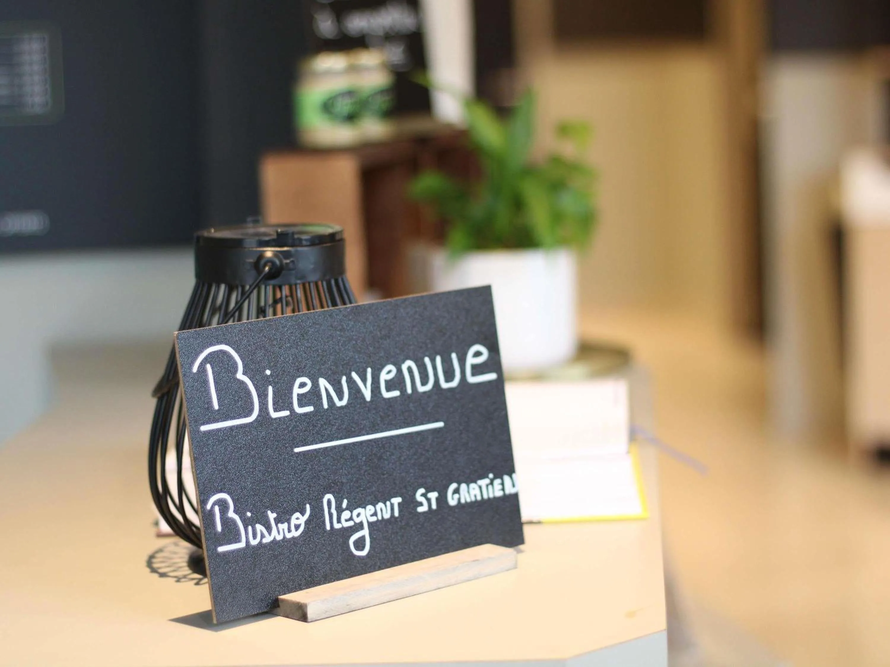 Restaurant/places to eat in ibis Saint Gratien - Enghien-Les-Bains