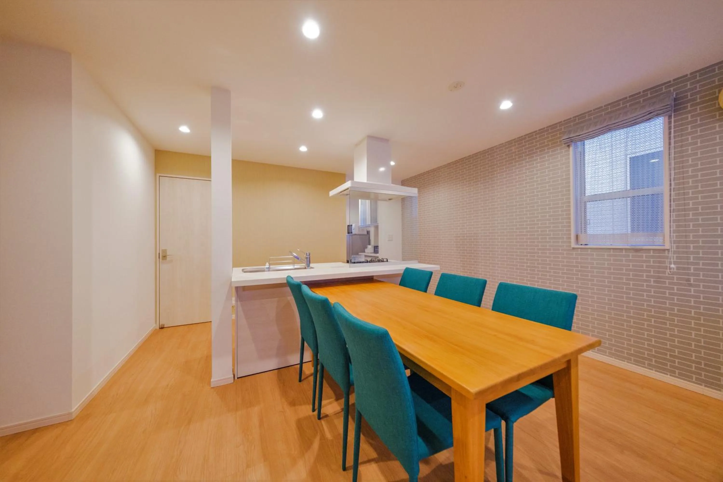 Dining area in Ecot Irabu Bridge Premier