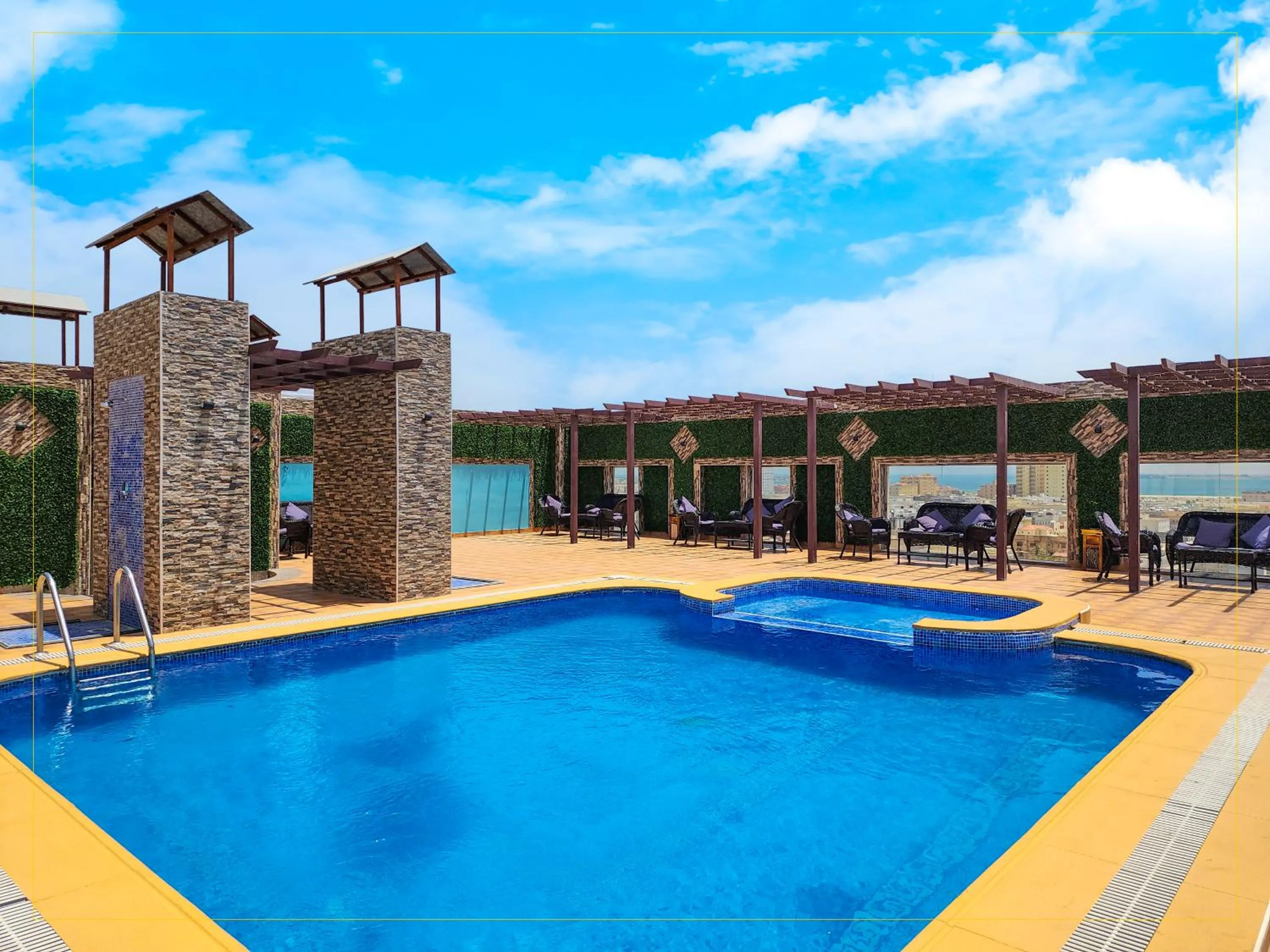 Pool view in Holiday Al Khaleej Hotel