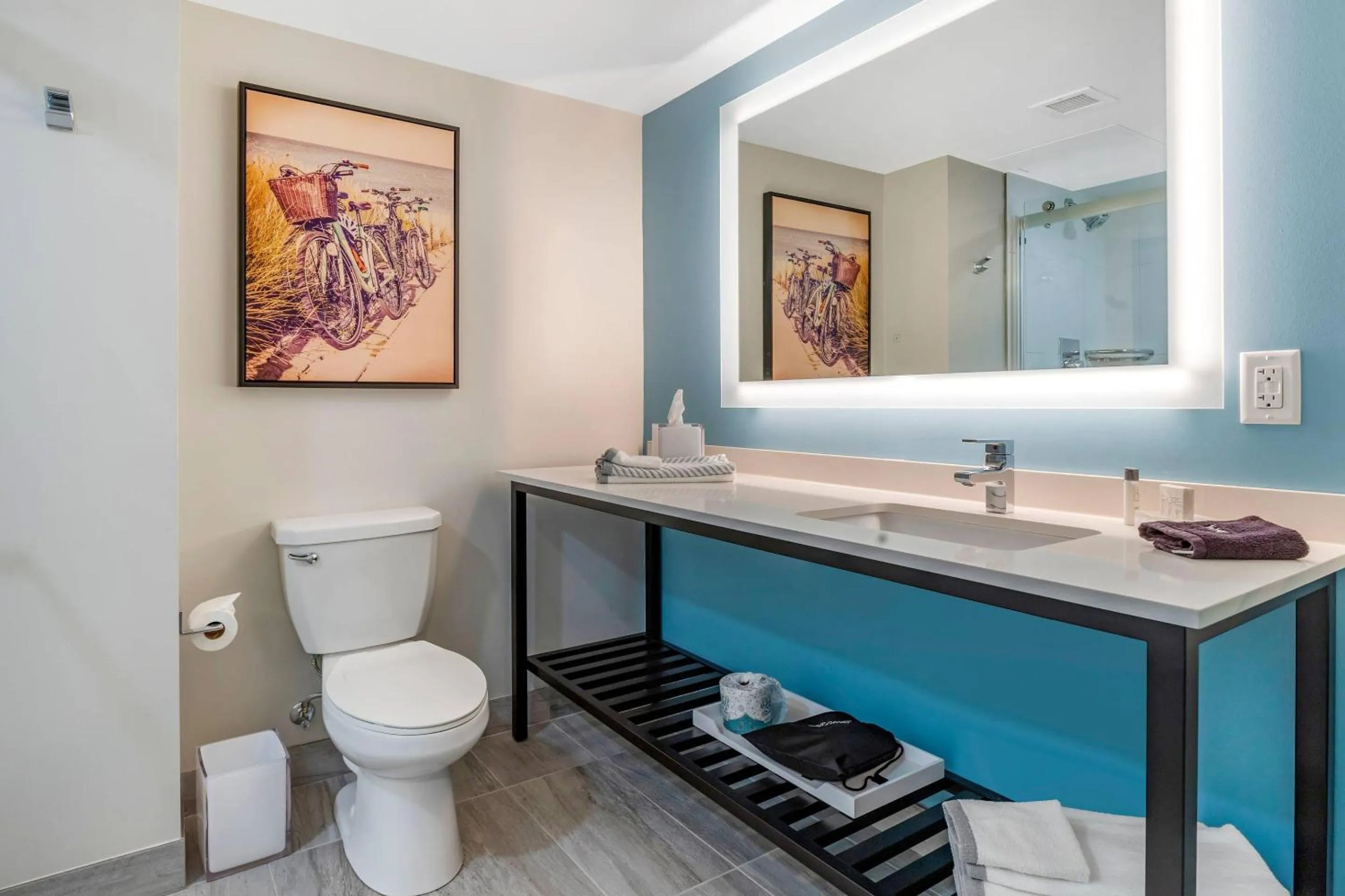 Bedroom in Cambria Hotel Ocean City - Bayfront