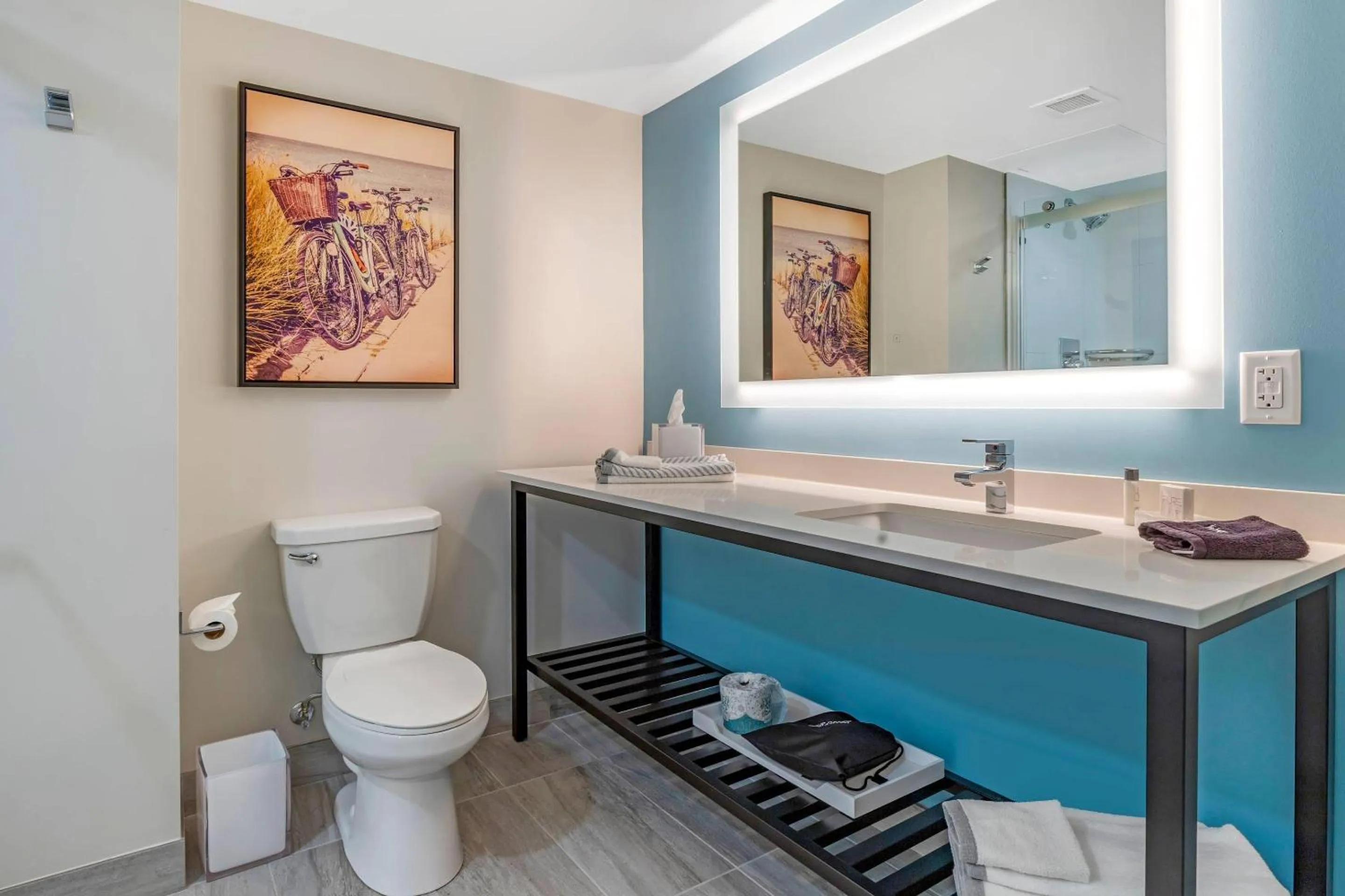 Bedroom in Cambria Hotel Ocean City - Bayfront