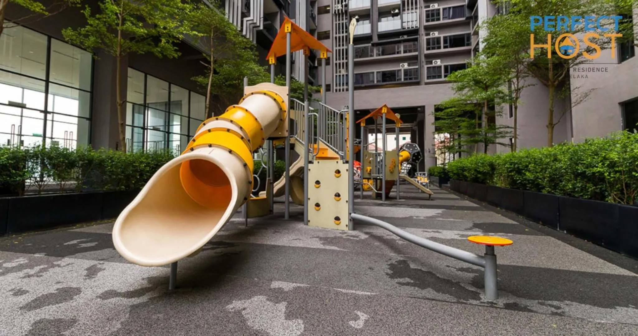 Day in Imperio Residence Seafront by Perfect Host