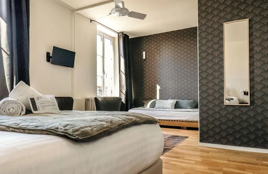 Bed in Hotel Restaurant La Musardiere