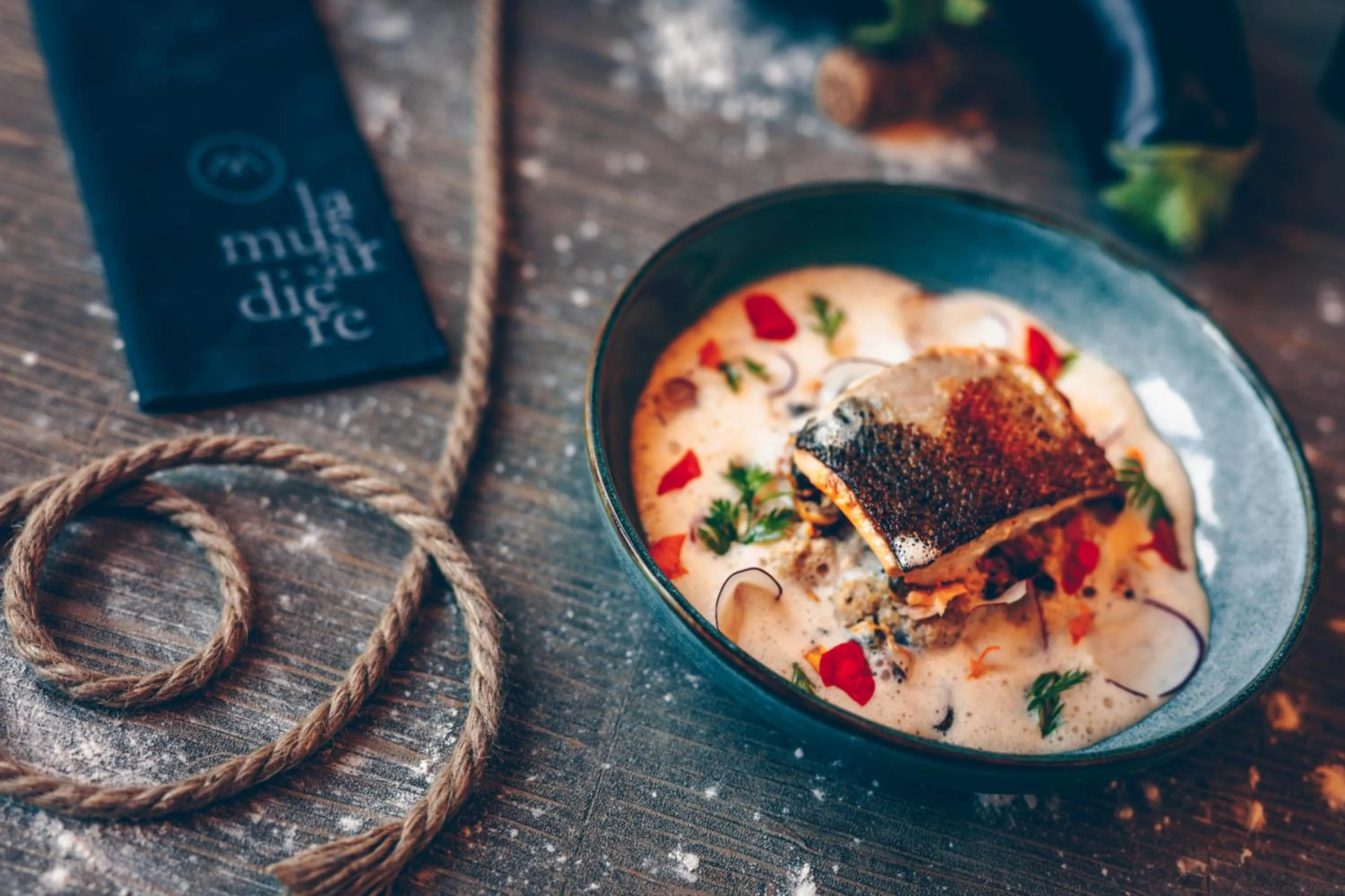 Food and drinks in Hotel Restaurant La Musardiere