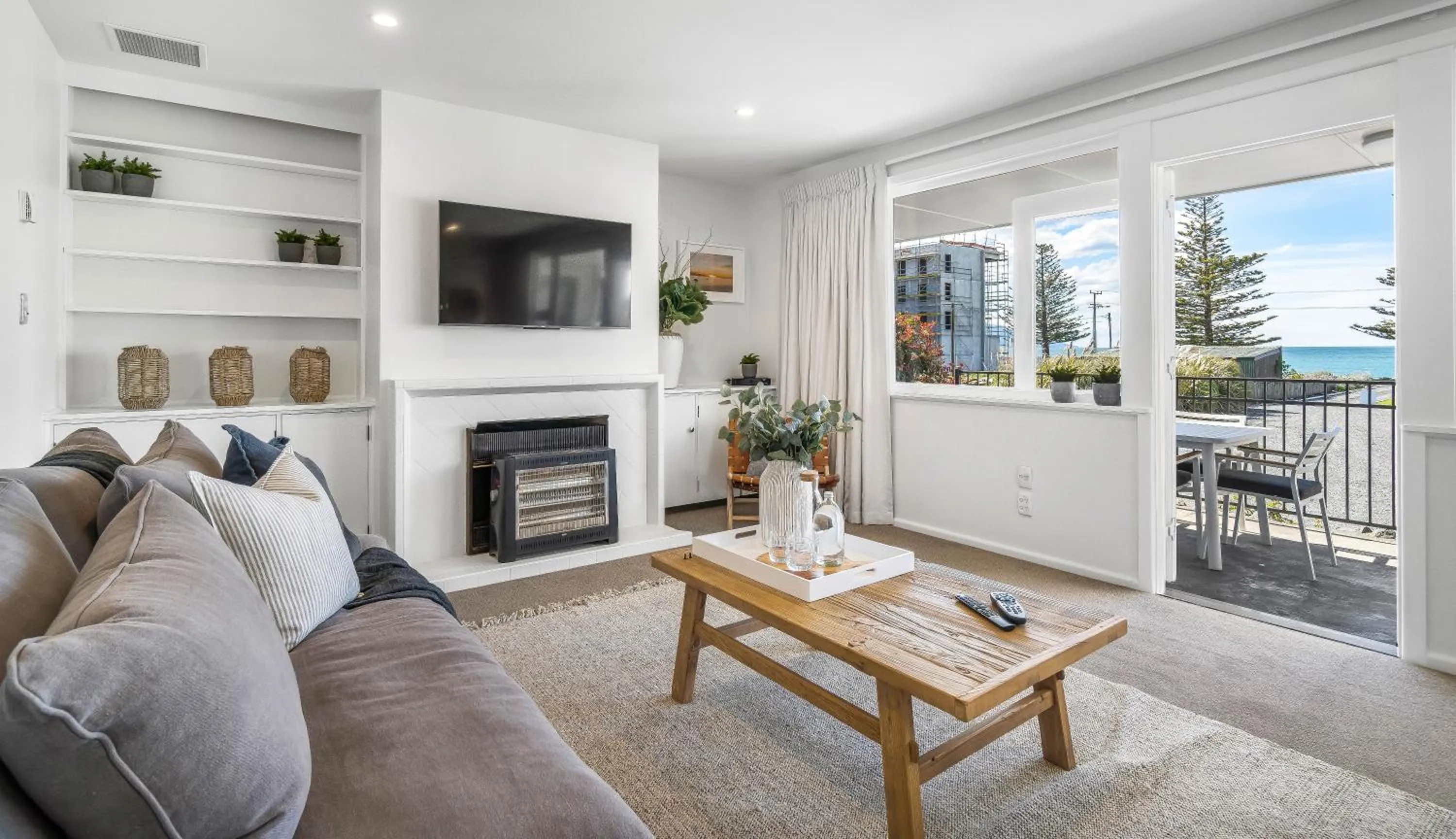 Living room in Kaikoura Beach Motel