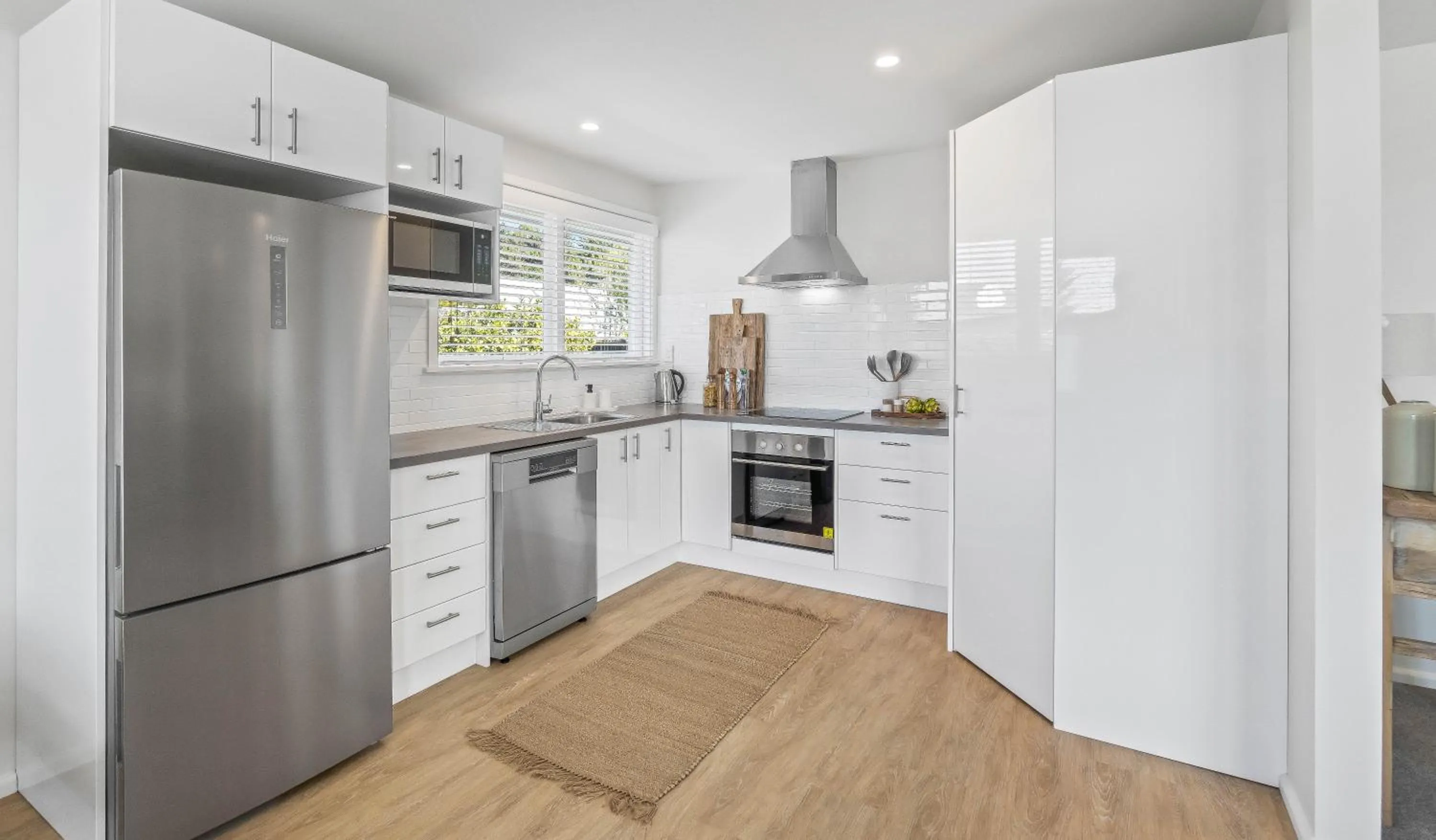Kitchen or kitchenette in Kaikoura Beach Motel