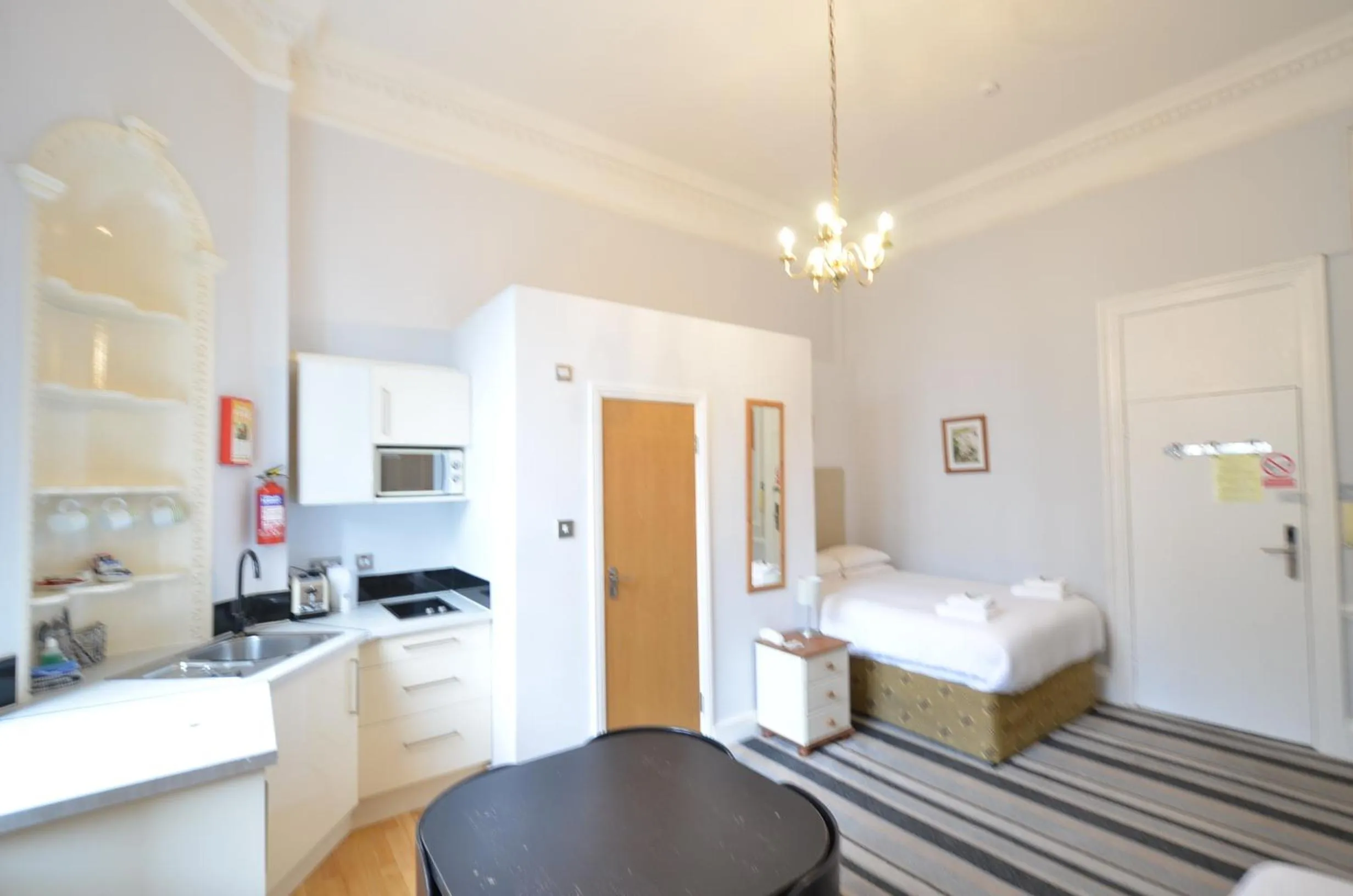 Bedroom, Bed in Amber Residence Hotel-Suites