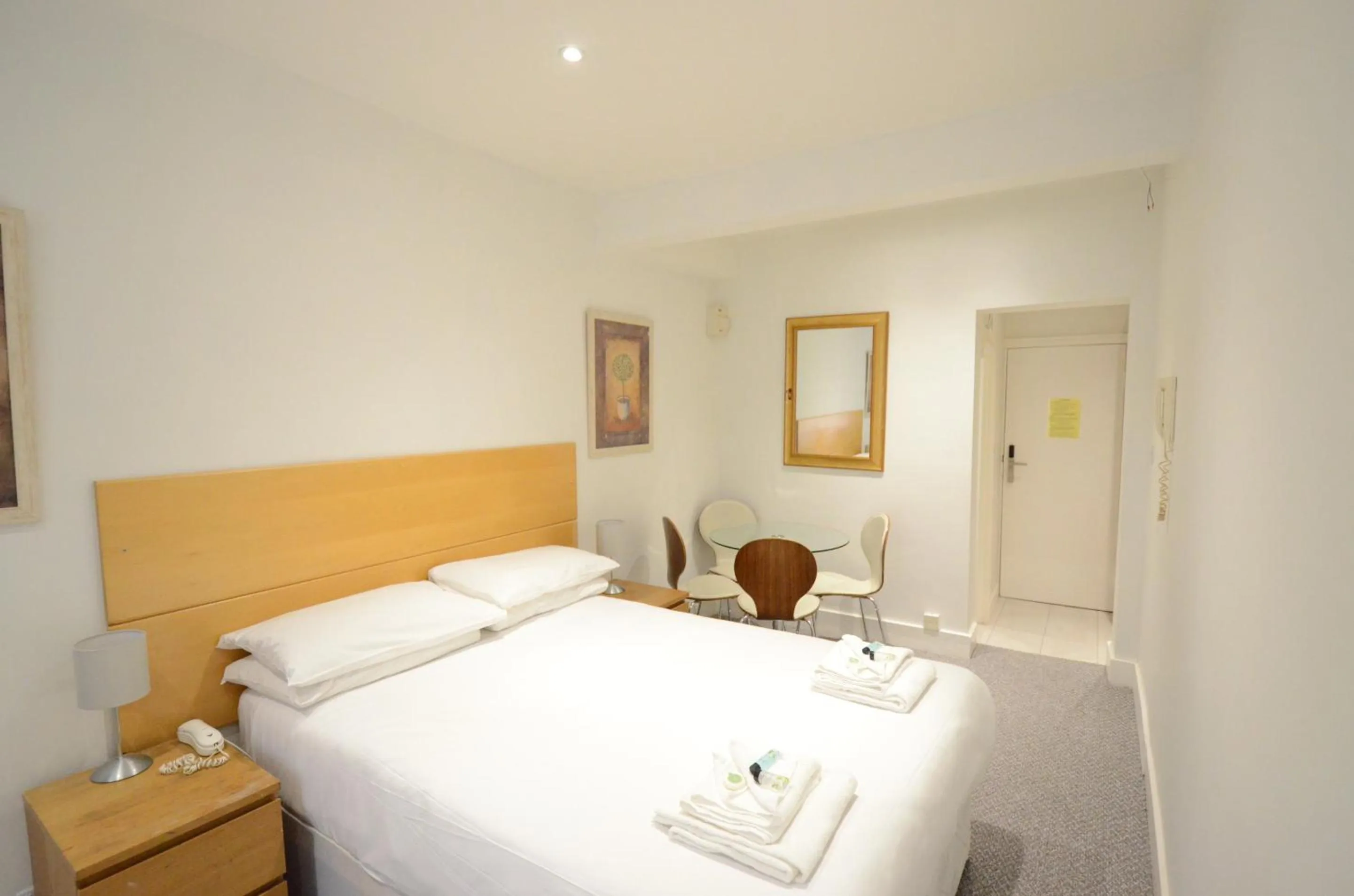 Bedroom, Bed in Amber Residence Hotel-Suites