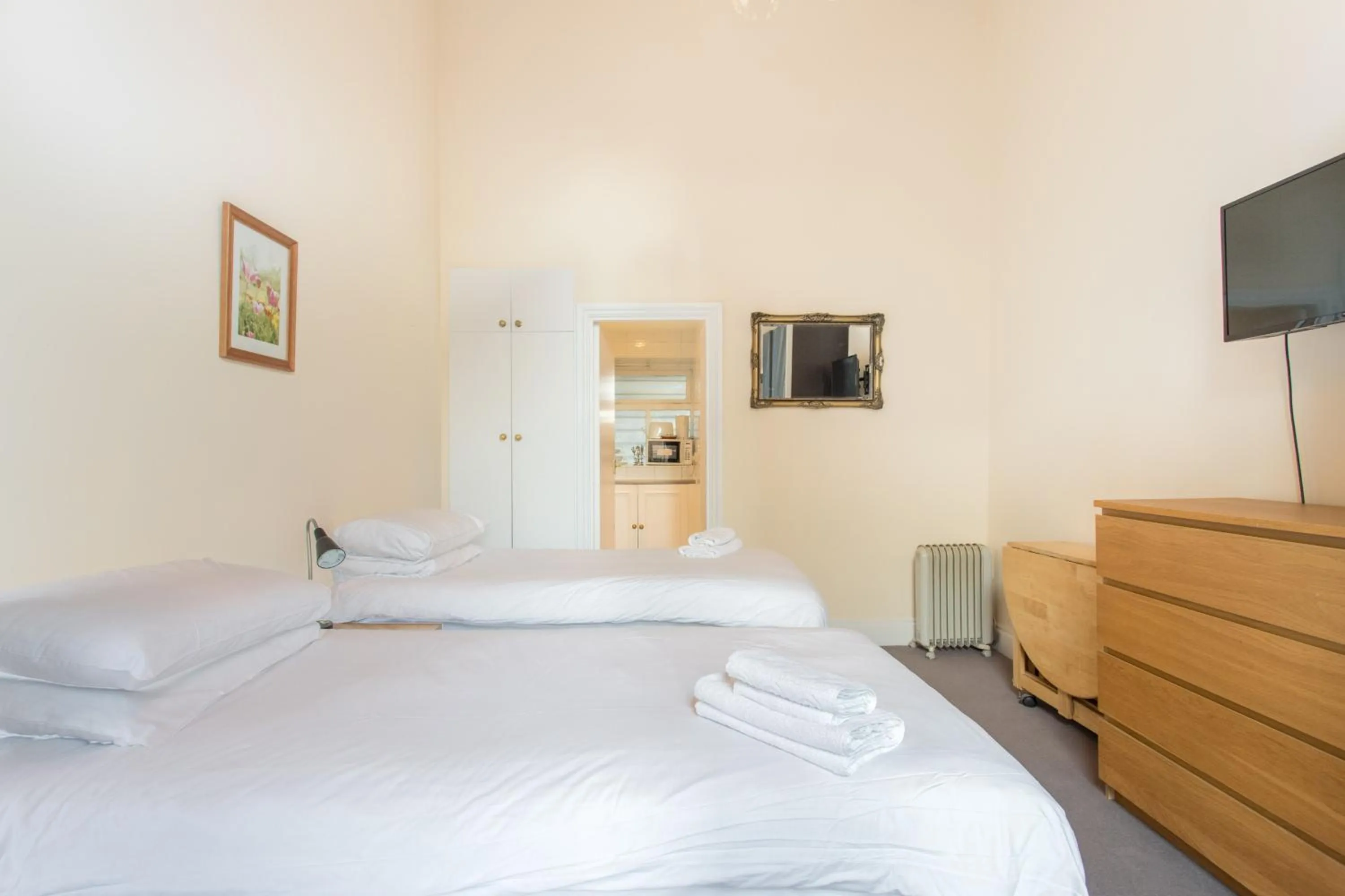 Bedroom, Bed in Amber Residence Hotel-Suites