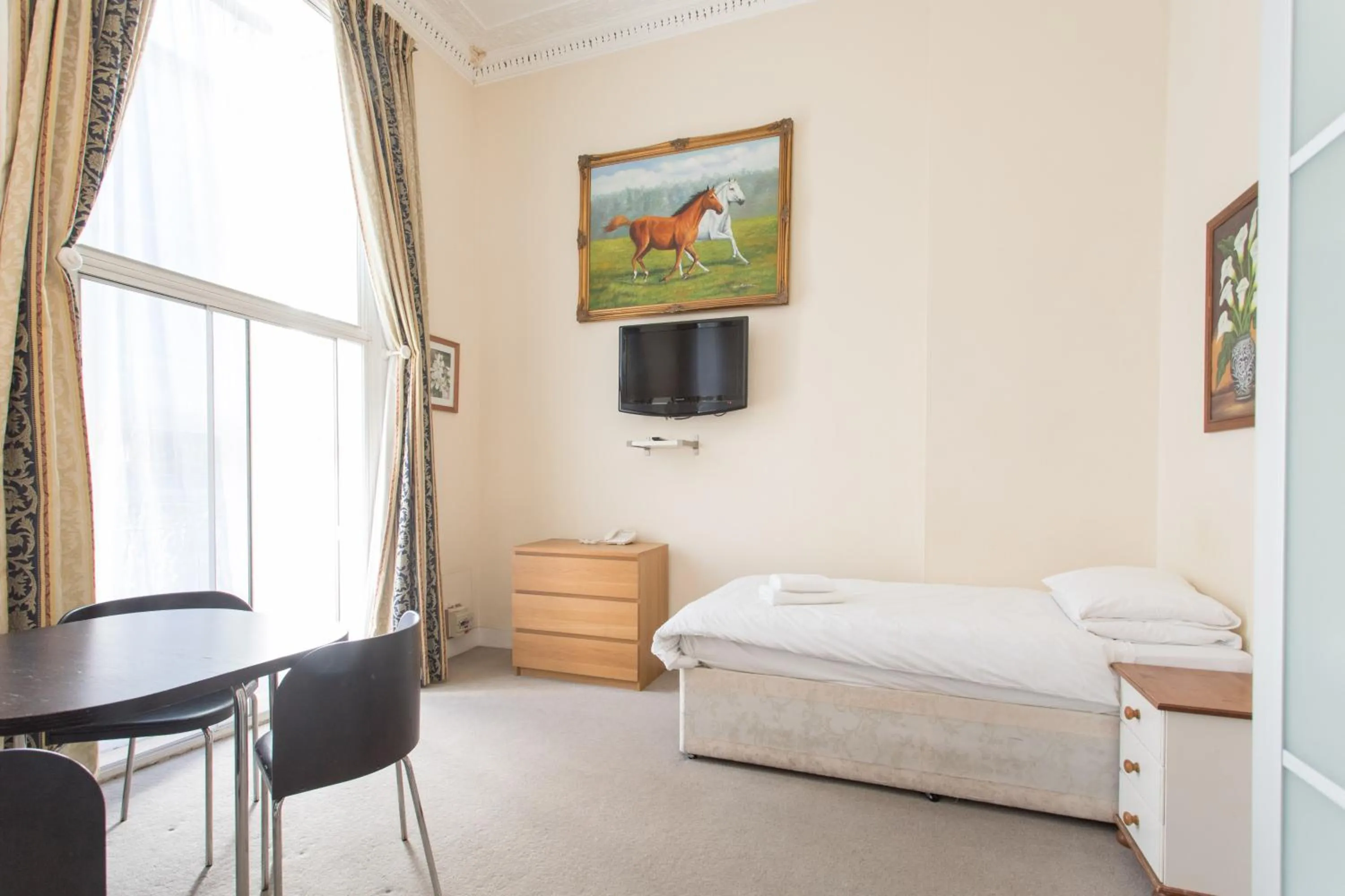 Other, Bed in Amber Residence Hotel-Suites