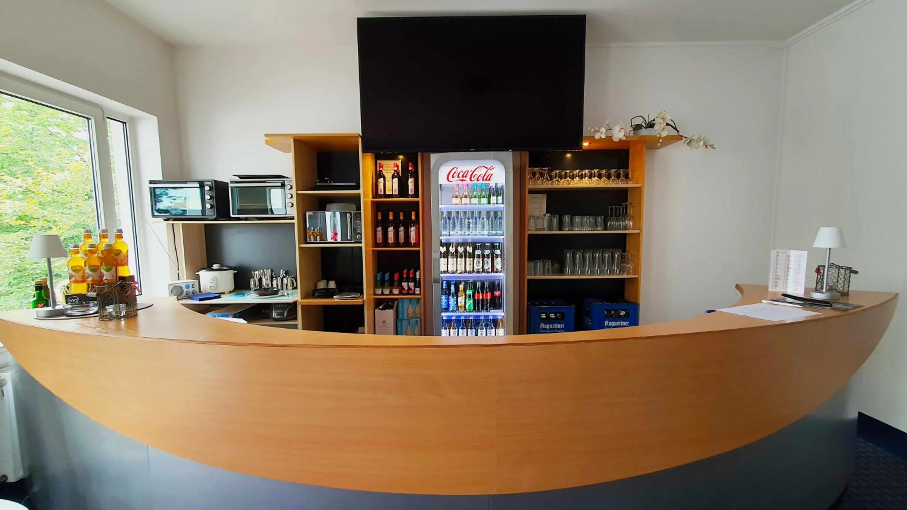 Communal lounge/ TV room in Hotel in Herrenhausen