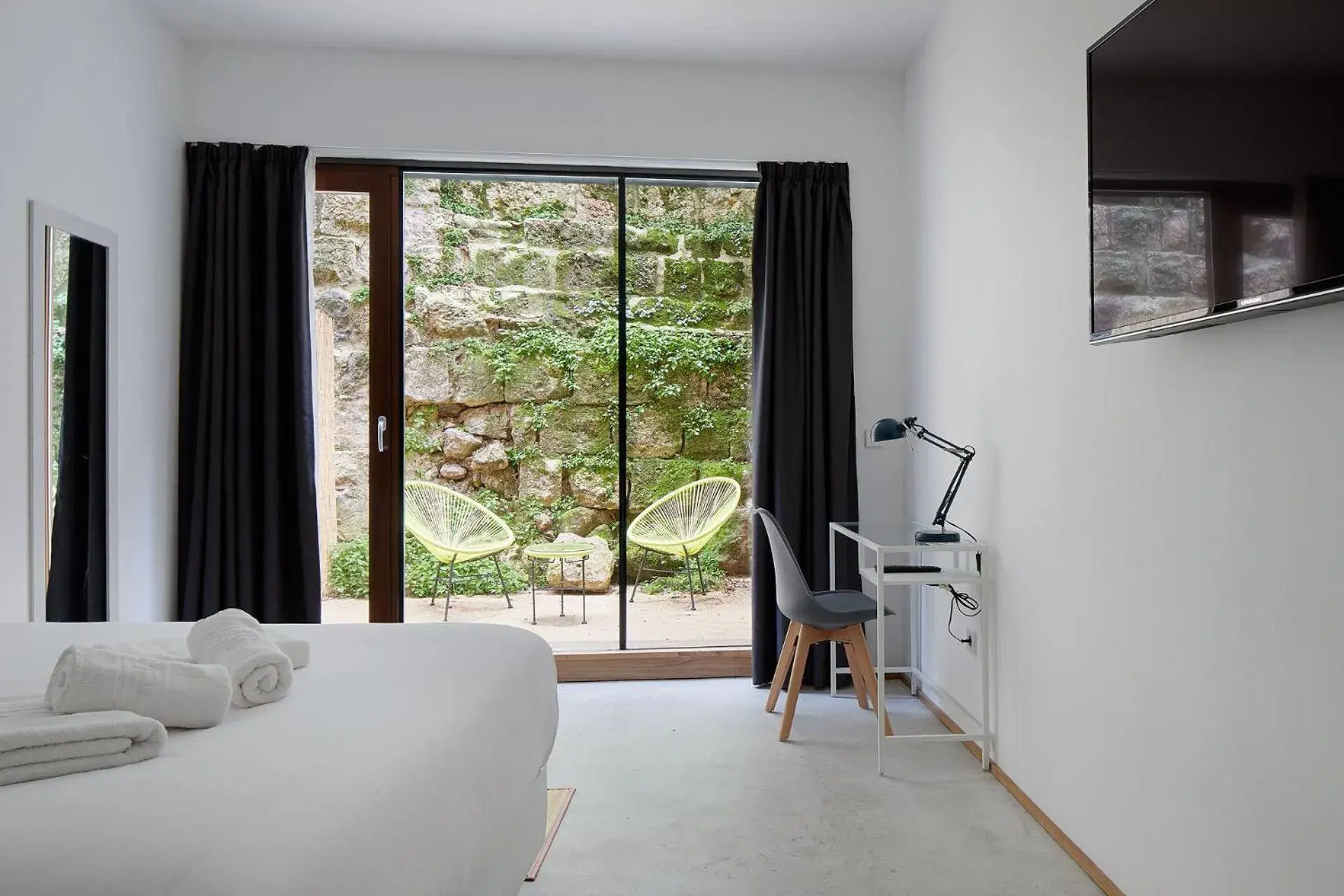 Double Room with Terrace in IRAIPE Estella Rooms Auto Check-in Double Room with Terrace in IRAIPE Estella Rooms Auto Check-in