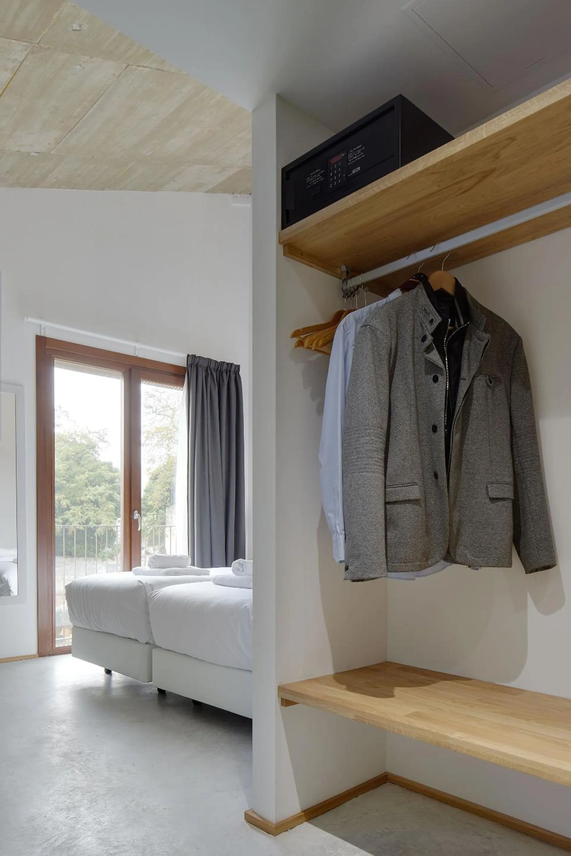 Bed in IRAIPE Estella Rooms Auto Check-in