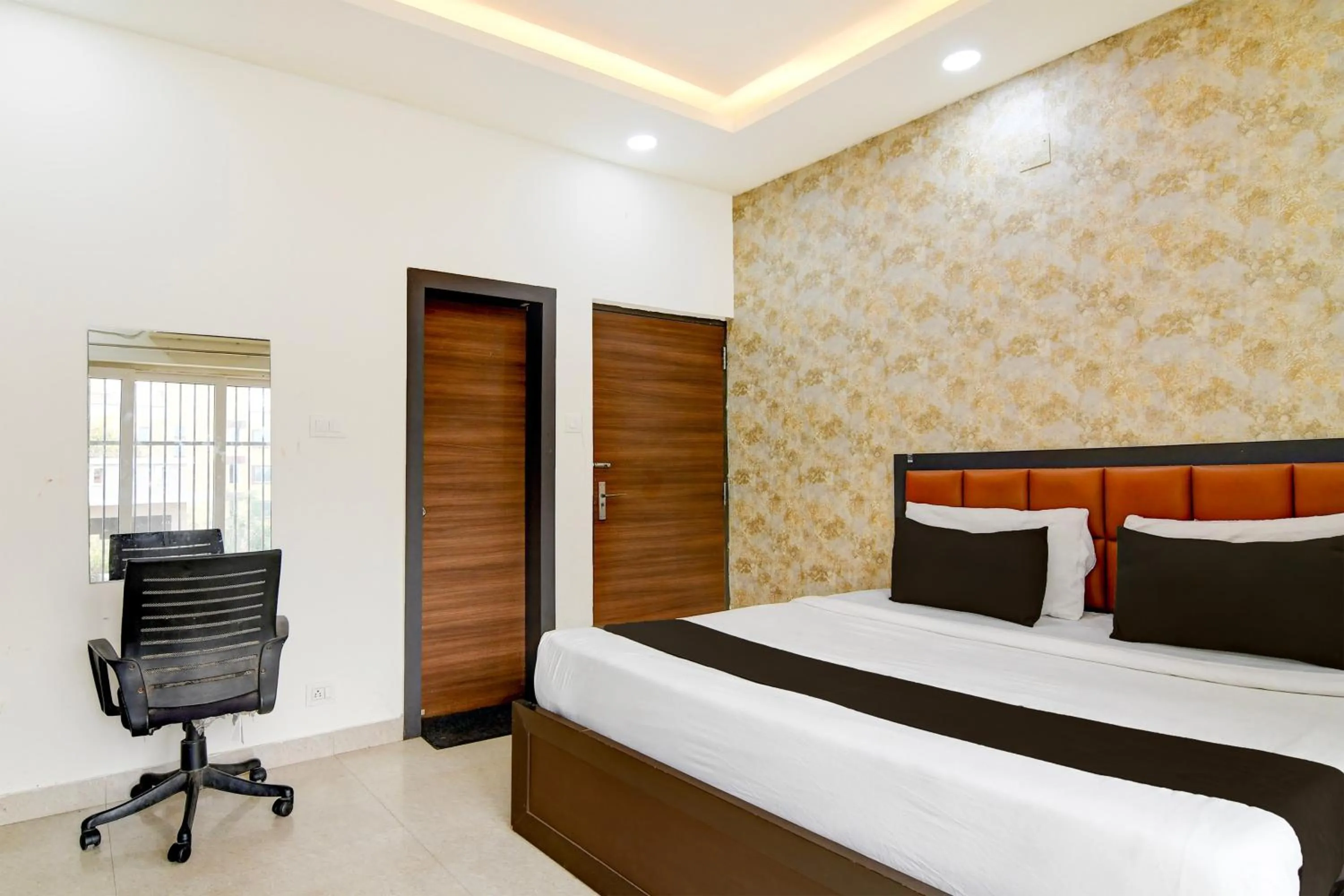 Bedroom, Bed in Super Collection O Infocity Square Bhubaneswar Formerly Prime Residency