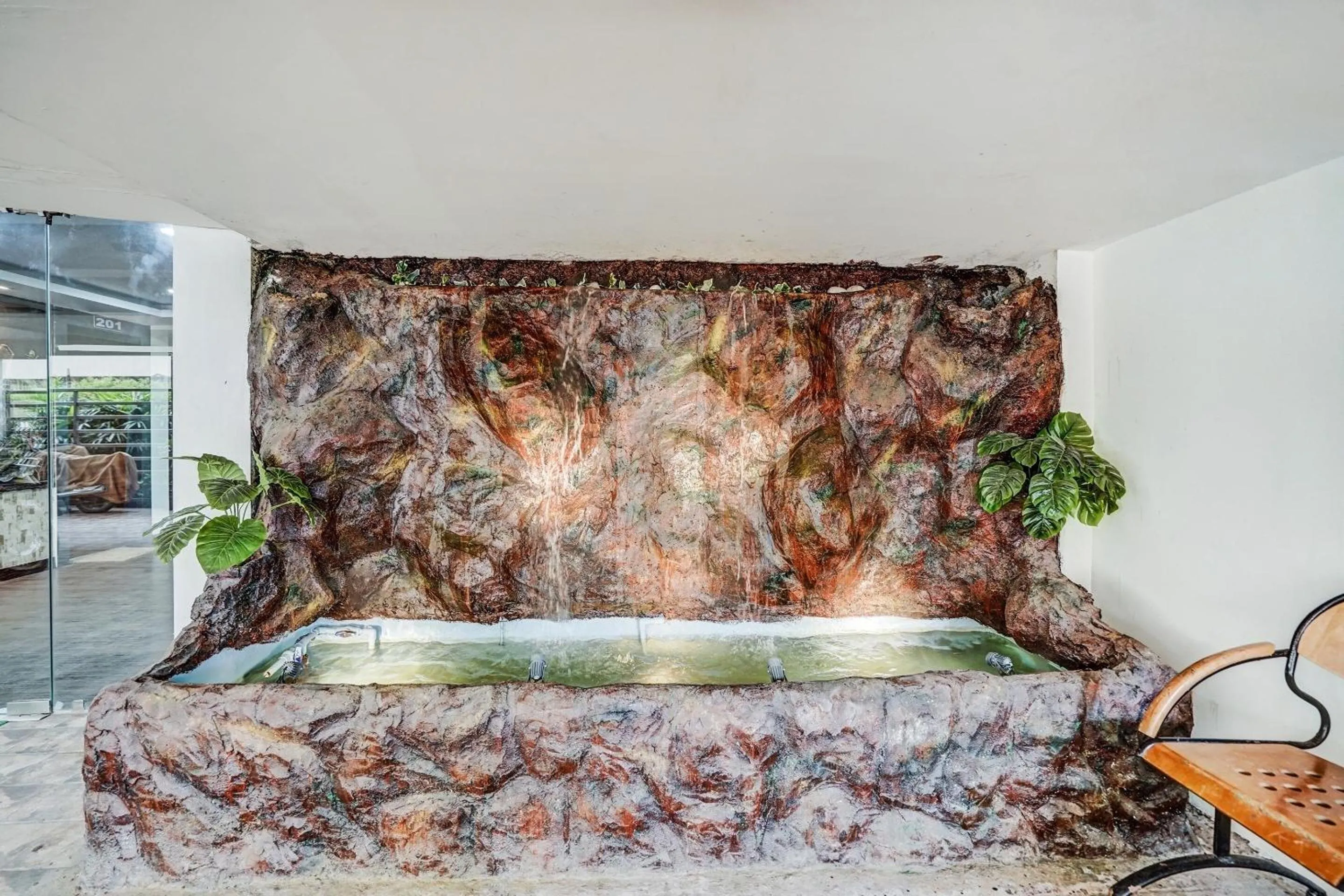 Bathroom in Super Capital O Sayhallo Prime Residency