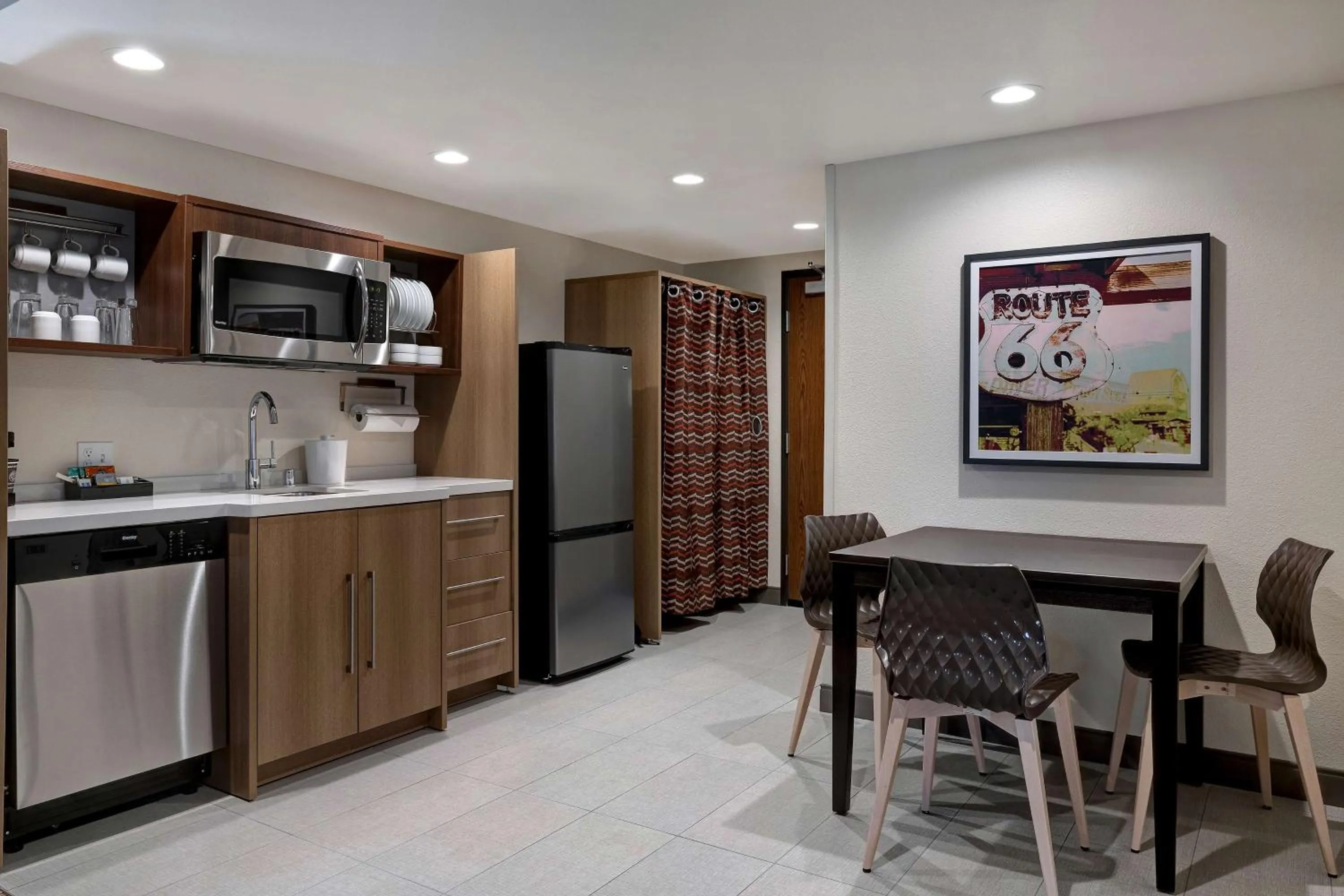 Kitchen or kitchenette in Home2 Suites By Hilton Barstow, Ca
