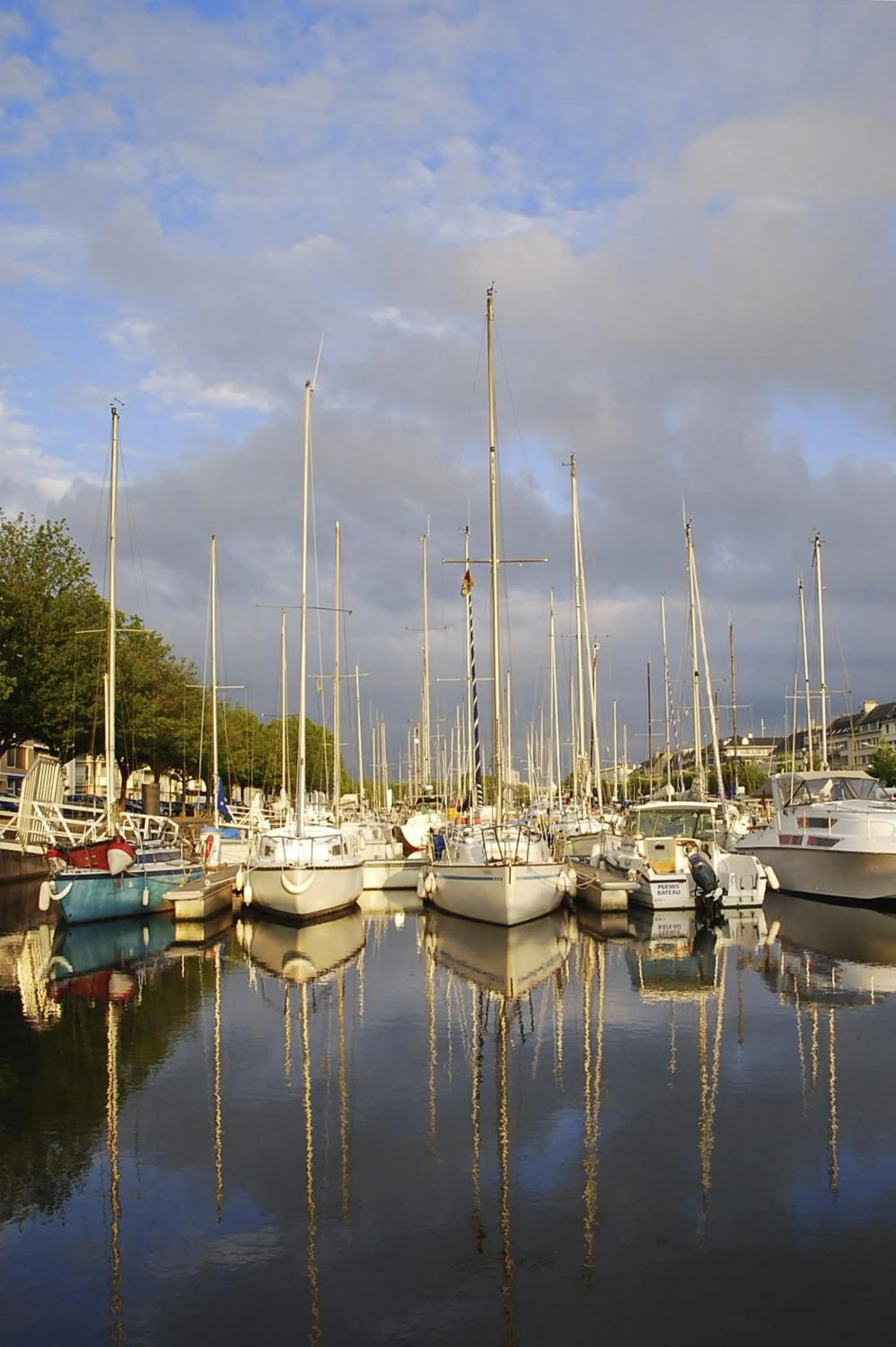 People in ibis budget Caen Mondeville
